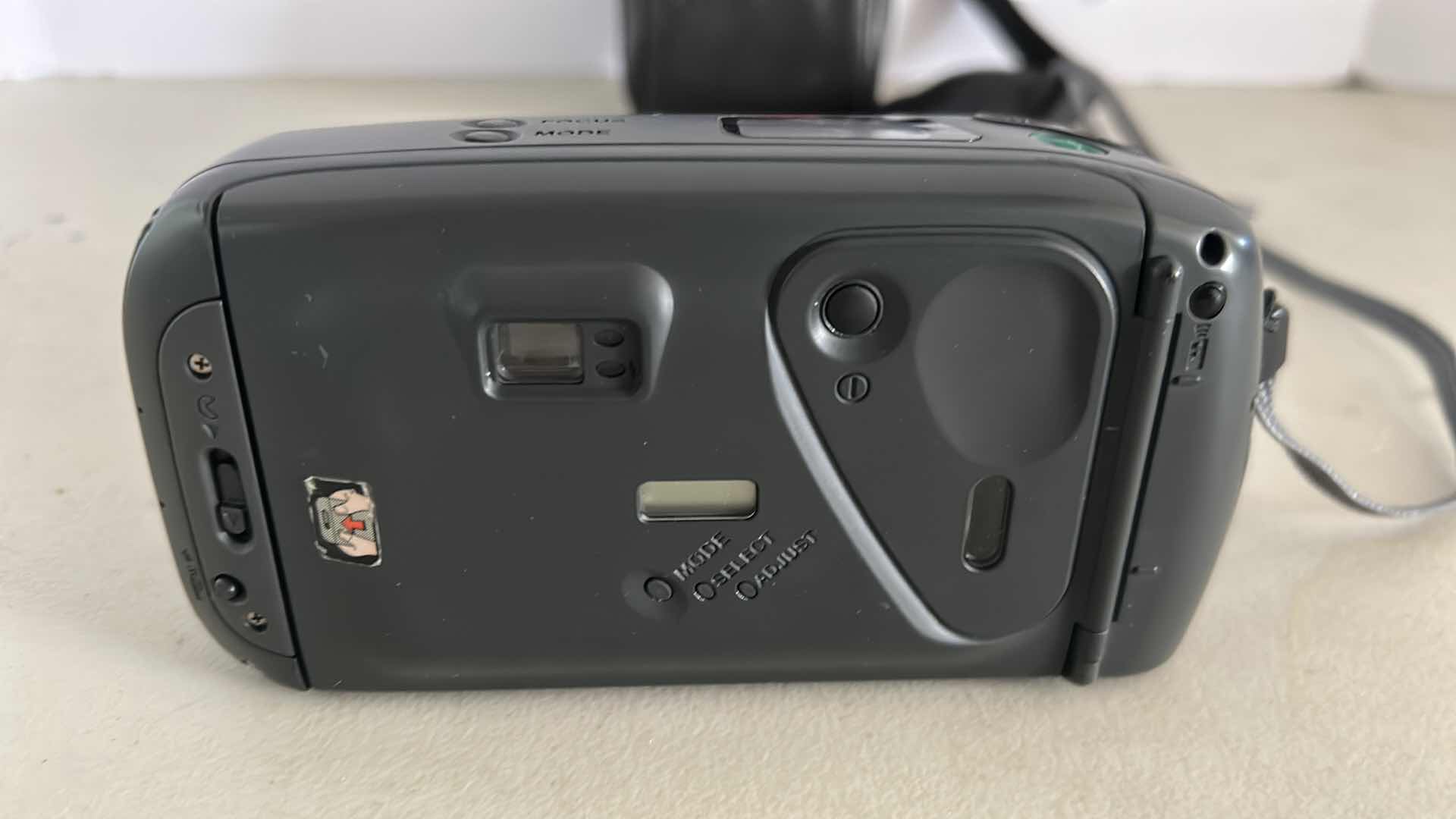 Photo 1 of VINTAGE PENTAX ZOOM 90-WR CAMERA W CASE