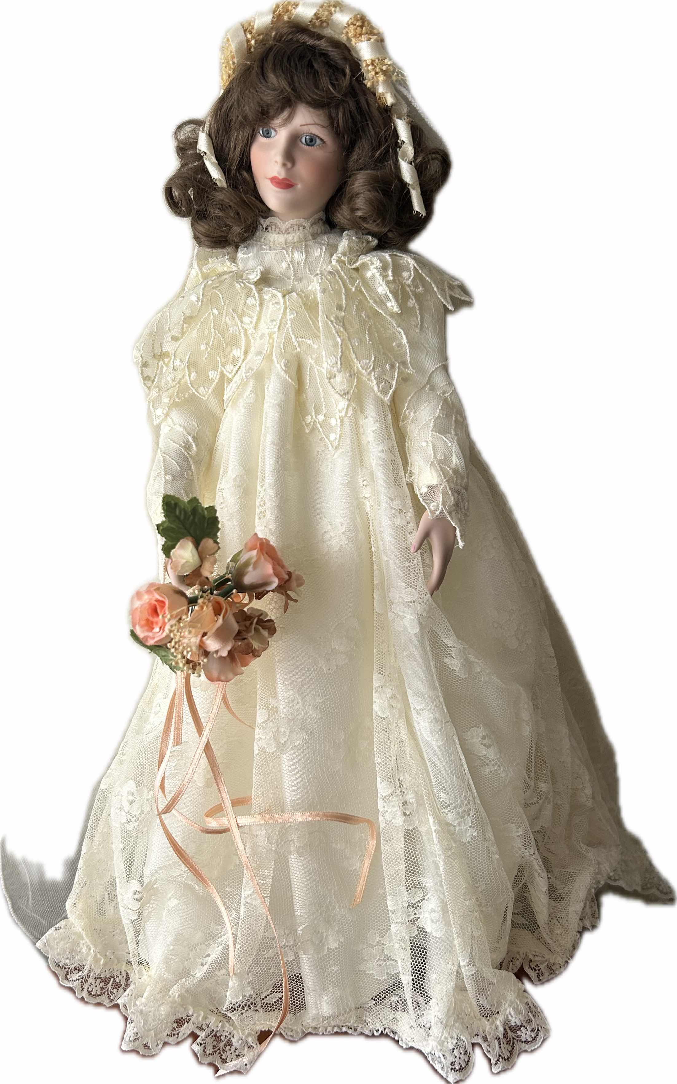 Photo 1 of VINTAGE 1992 ASHTON DRAKE "HER GRANDMOTHER' S DRESS" PORCELAIN DOLL H 19"