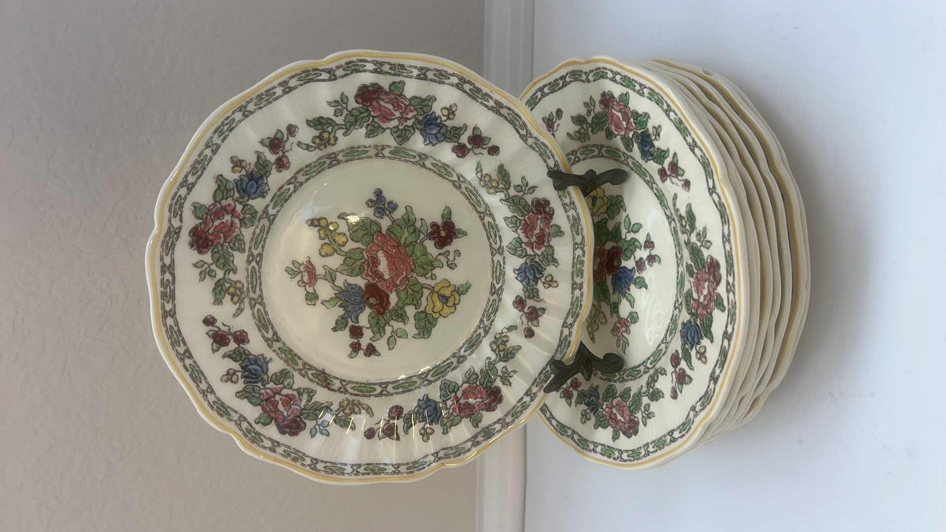 Photo 1 of 9 - ROYAL DOULTON THE CAVENDISH DESSERT PLATES 7.25”