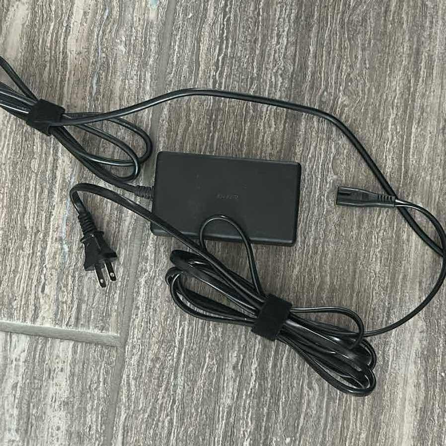Photo 1 of BOSE SPEAKER W REMOTE & CORDS W 12"