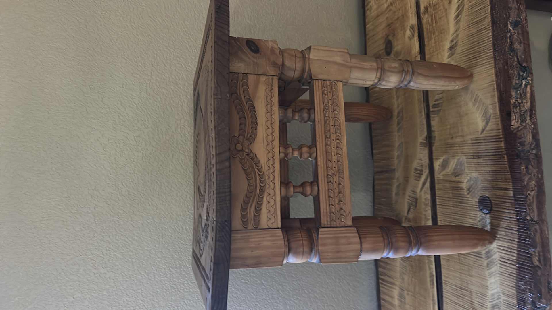 Photo 1 of CHIP CARVED WOOD VICTORIAN STYLE ACCENT TABLE / PLANT STAND WITH SWAN ENGRAVING 15” x H17”