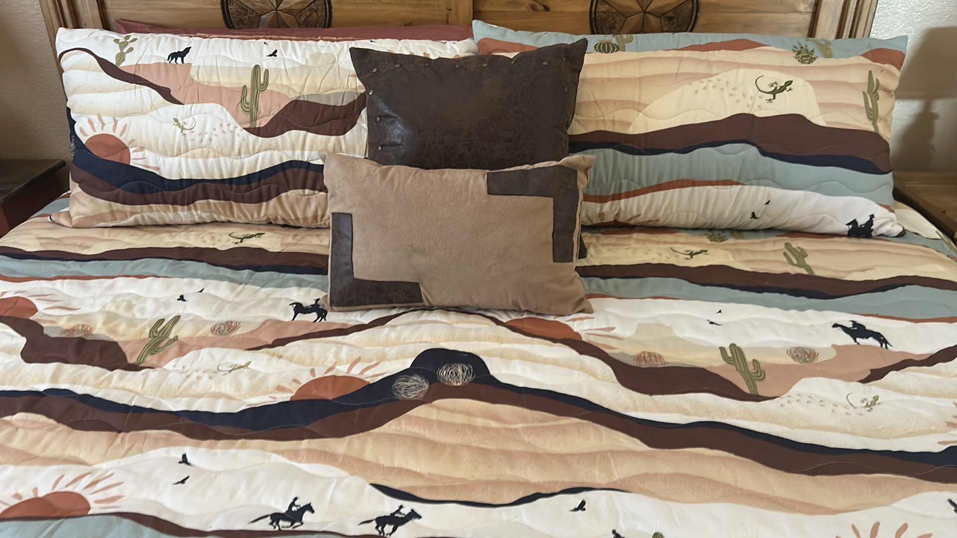 Photo 1 of KING 3 PC SOUTHWEST MICROFIBER QUILT SET W 2 DECORATIVE PILLOWS BED SOLD SEPARATELY