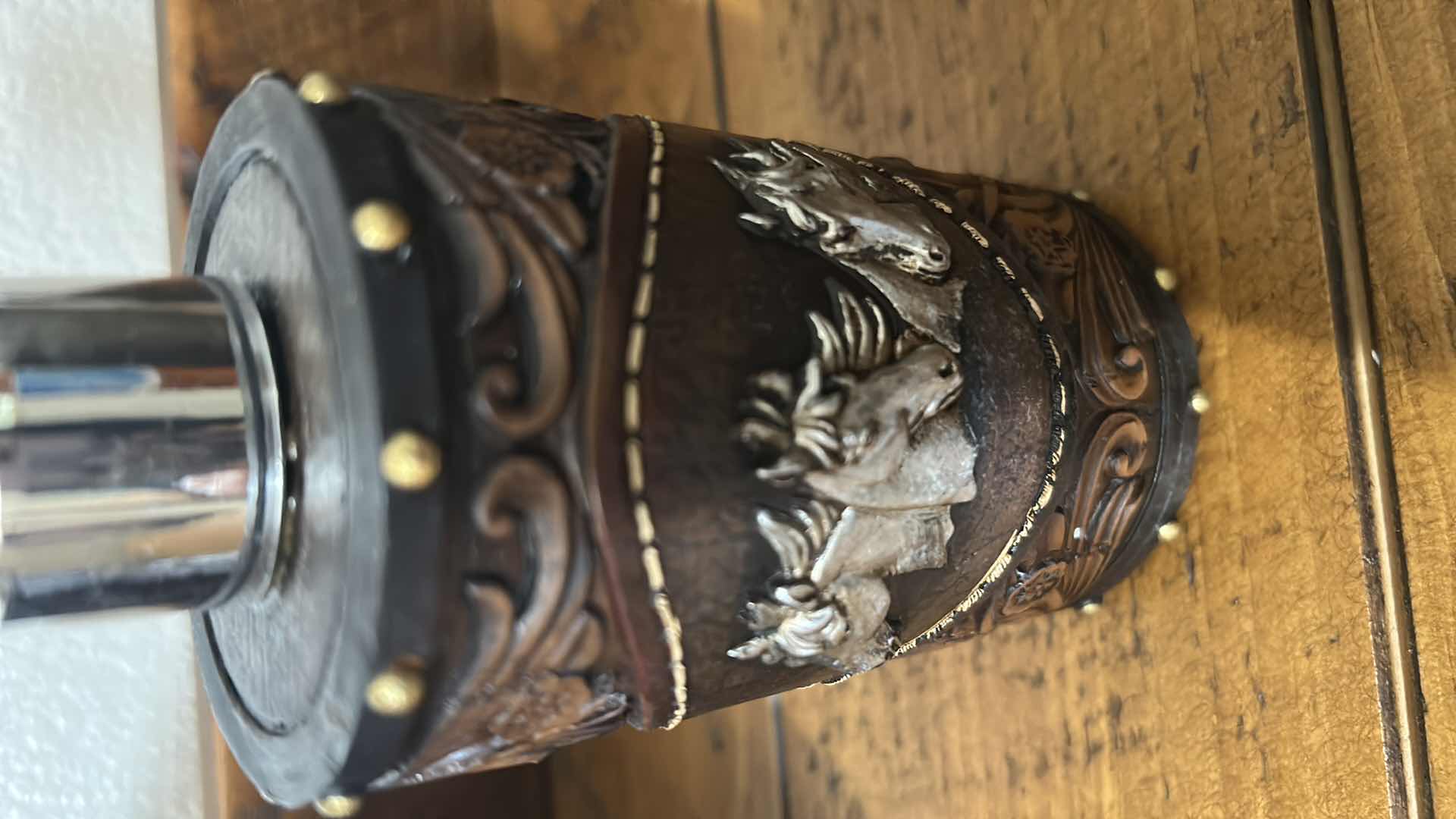 Photo 1 of HORSE TOOLED TISSUE BOX & SOAP DISPENSER