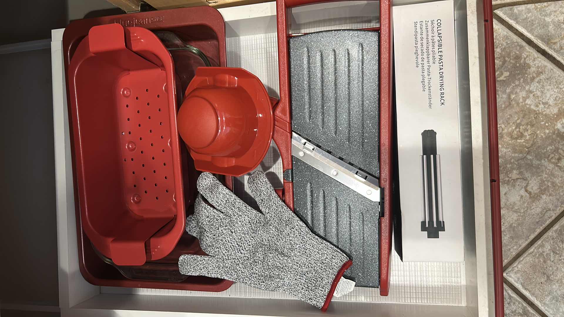 Photo 1 of CONTENTS OF CABINET BAKEWARE