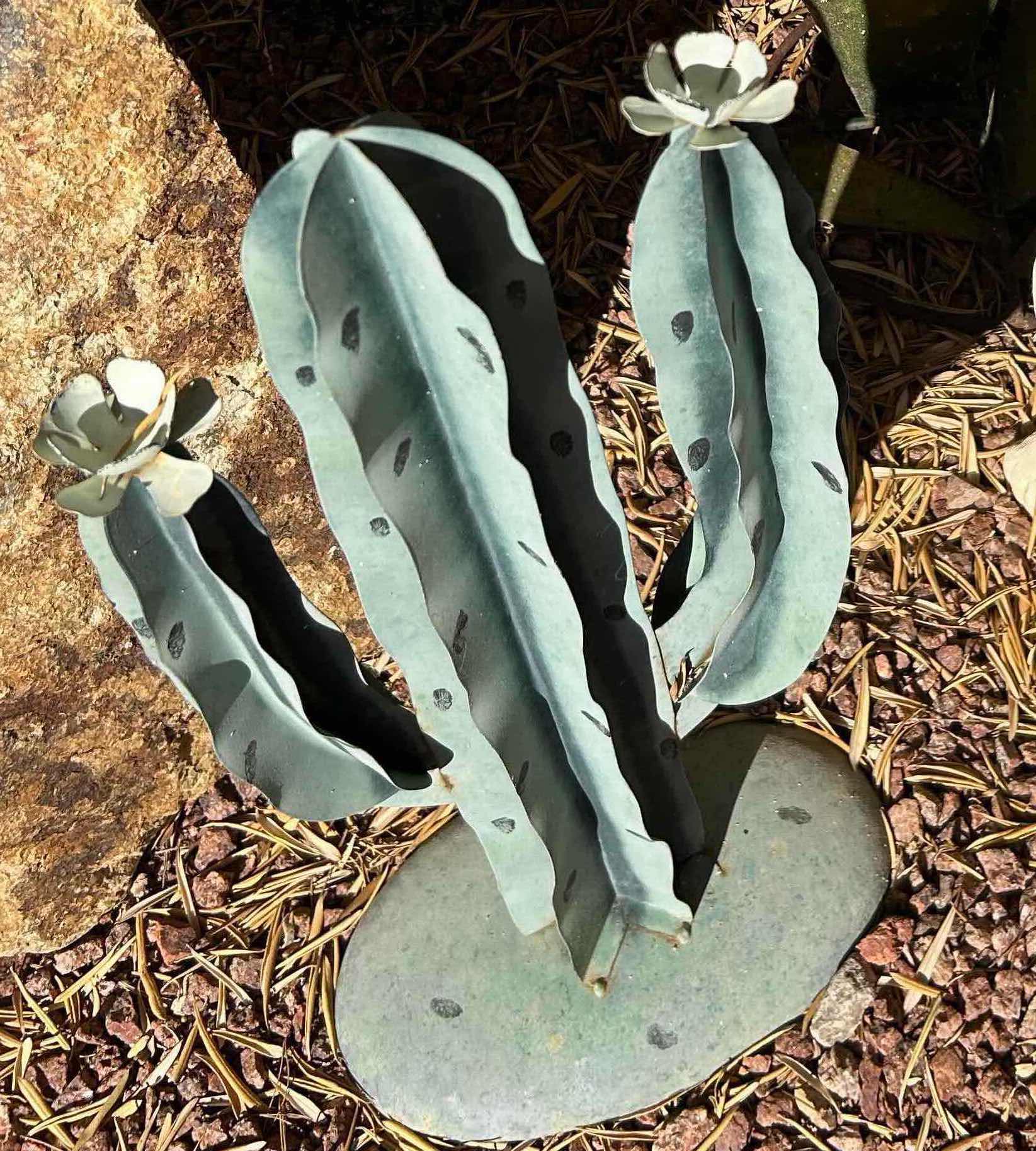 Photo 1 of 2- METAL CACTUS RESIN HOWLING WOLF