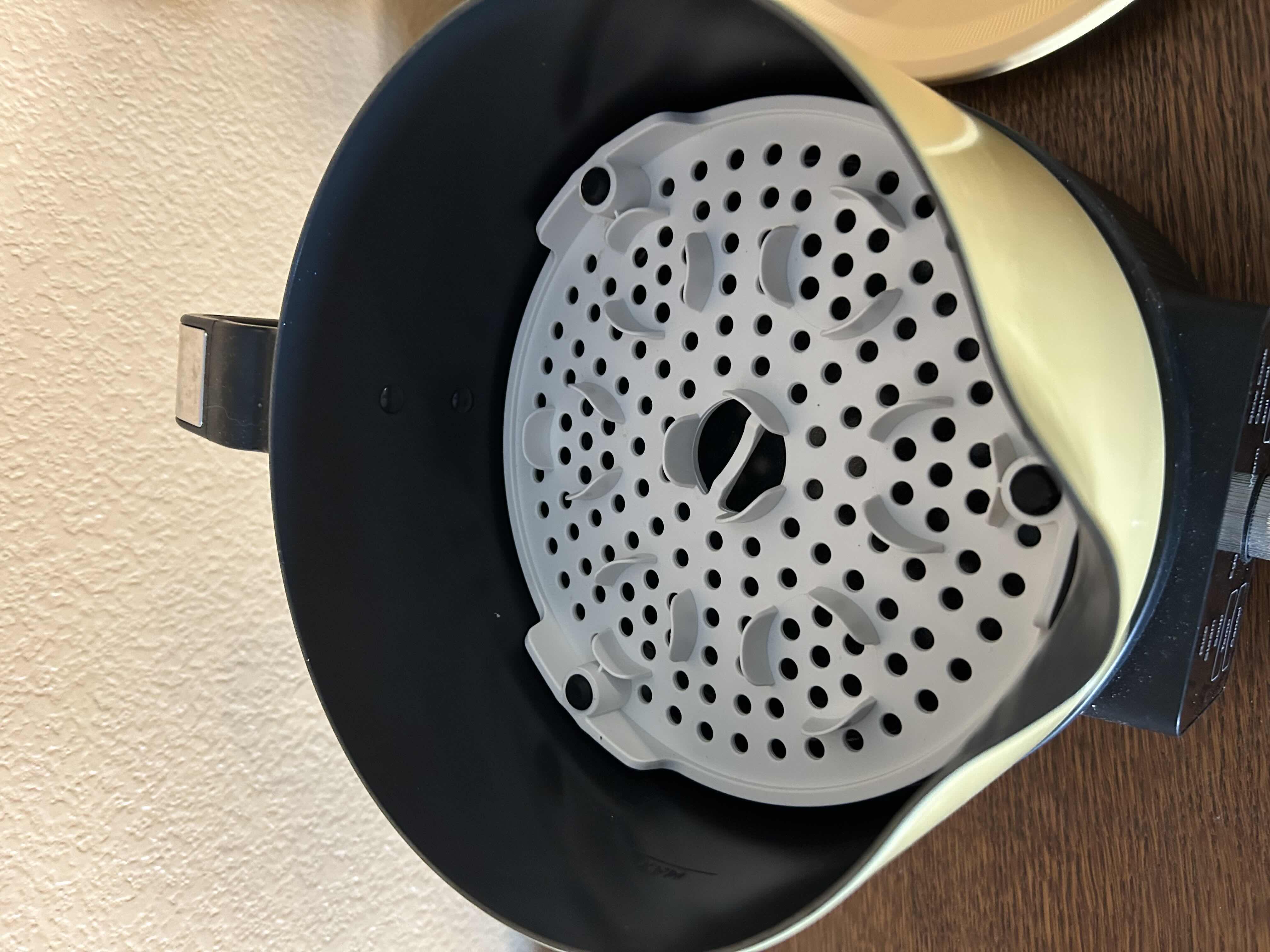 Photo 1 of GREEN PAN YELLOW 6 CUP 10 in 1 DIGITAL ELECTRIC COOKER