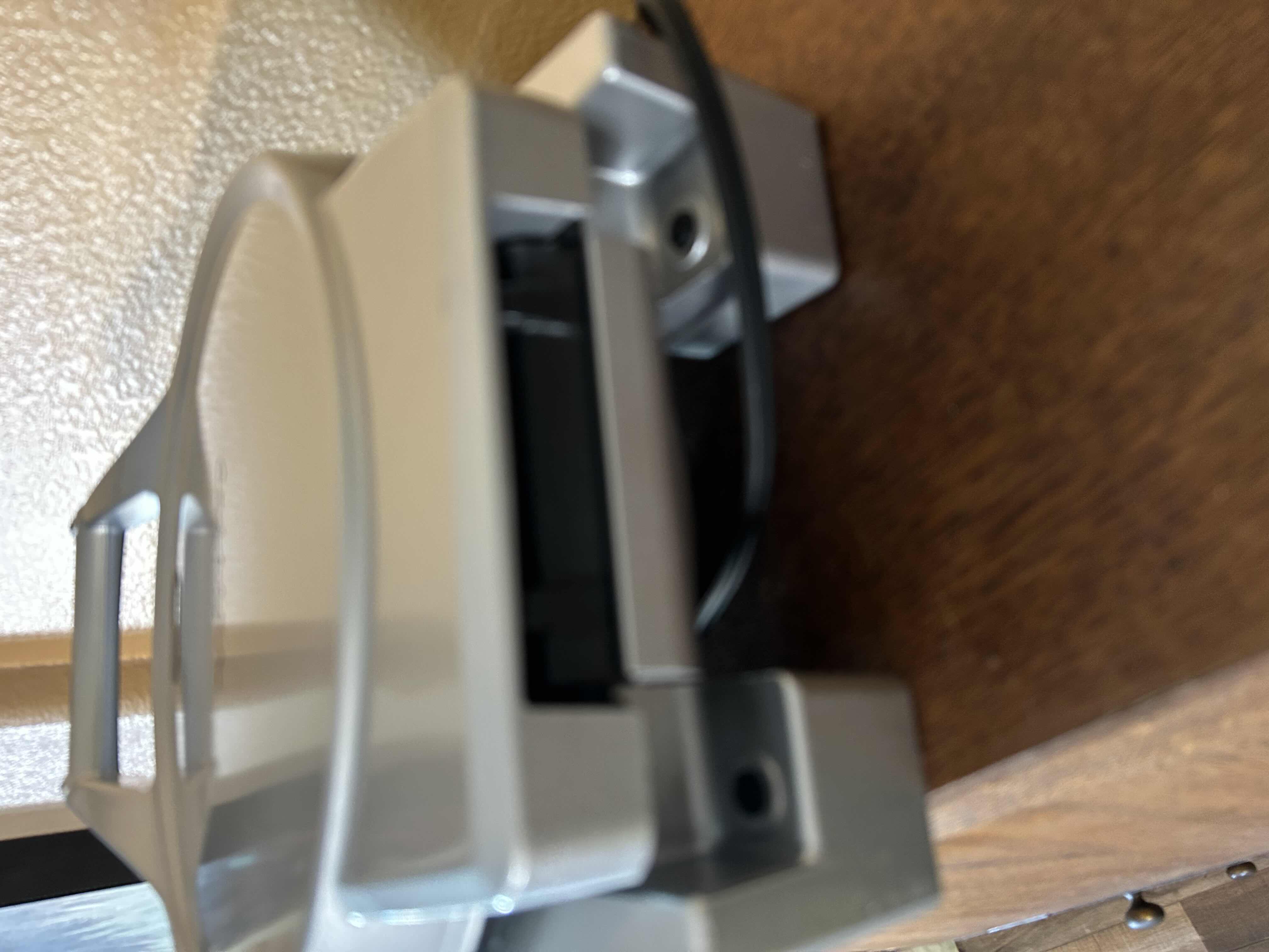 Photo 1 of COLSTON 12 " ELECTRIC PIZZA MAKER