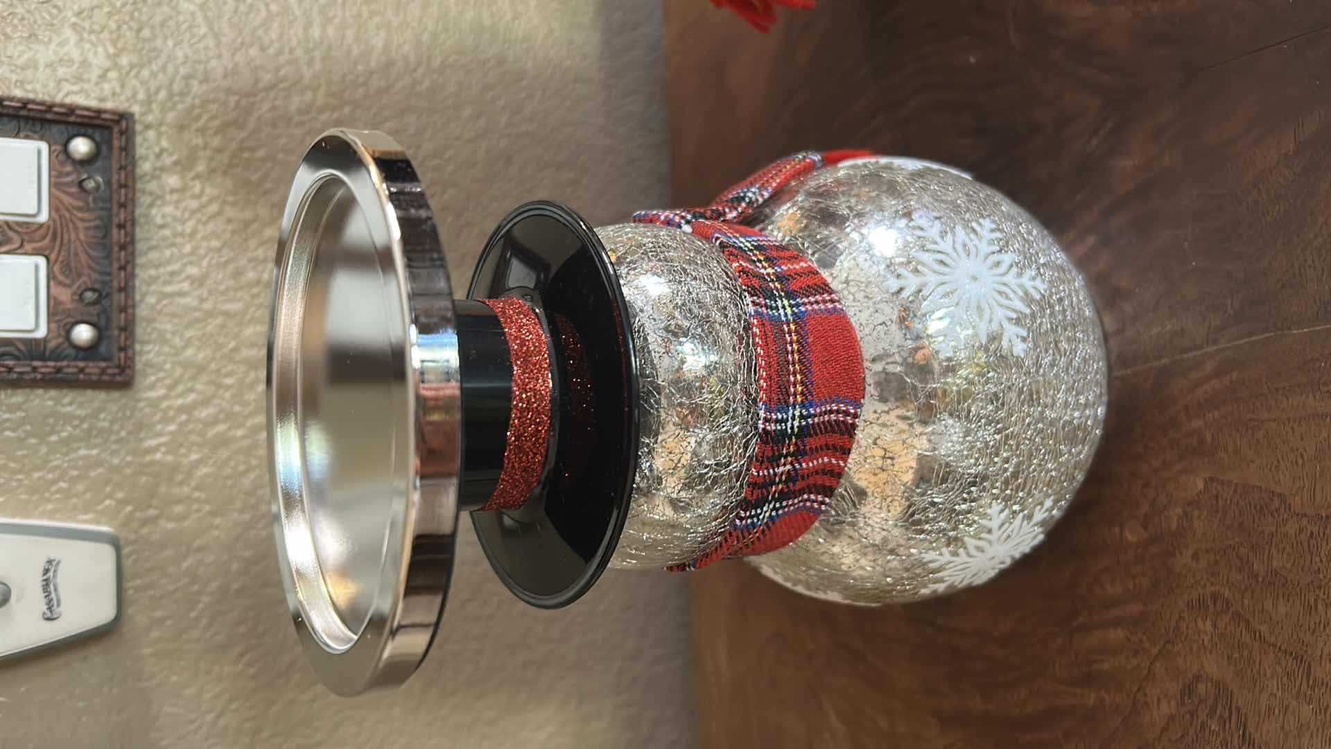 Photo 1 of 2 Mercury GLASS SNOWMEN PEDESTALS H 9"