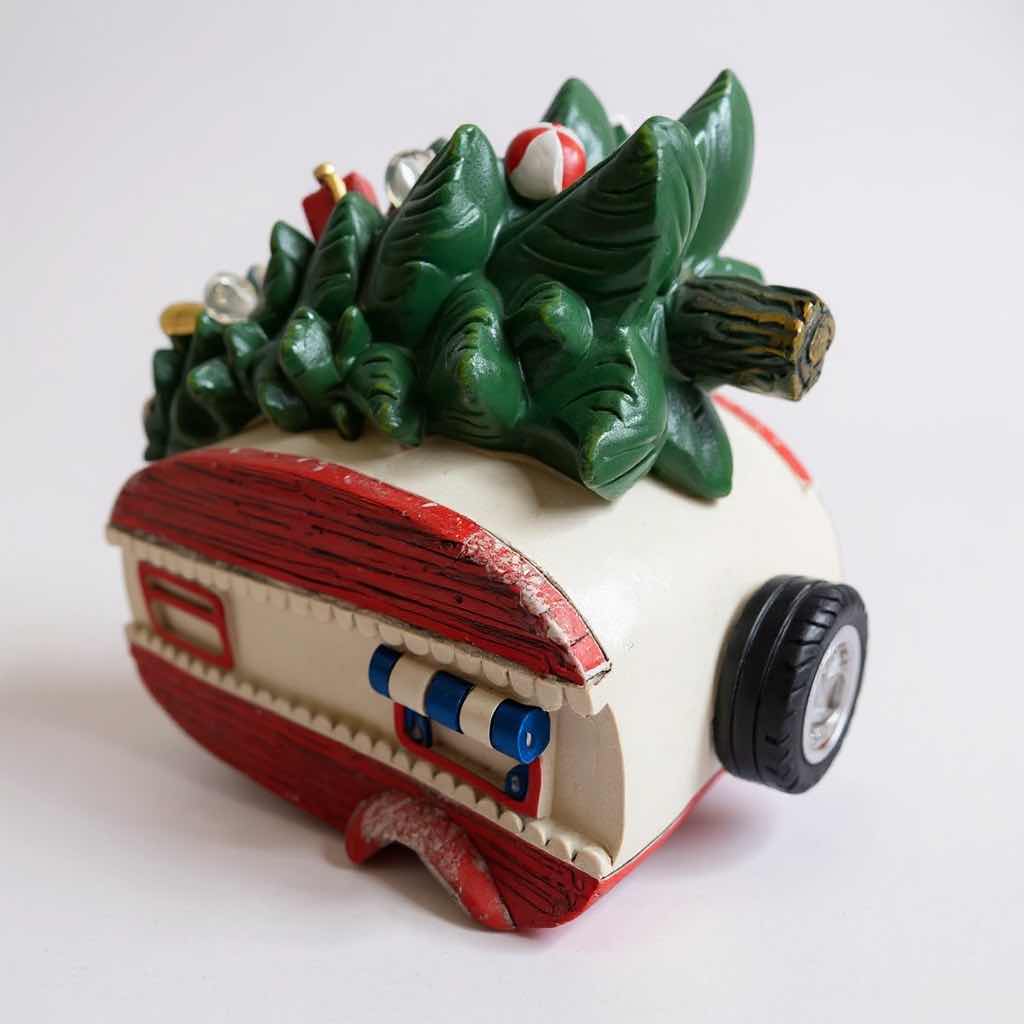 Photo 1 of LIGHTED CHRISTMAS VINTAGE STYLE CAMPER W SNOW COVERED CHRISTMAS TREE 10"