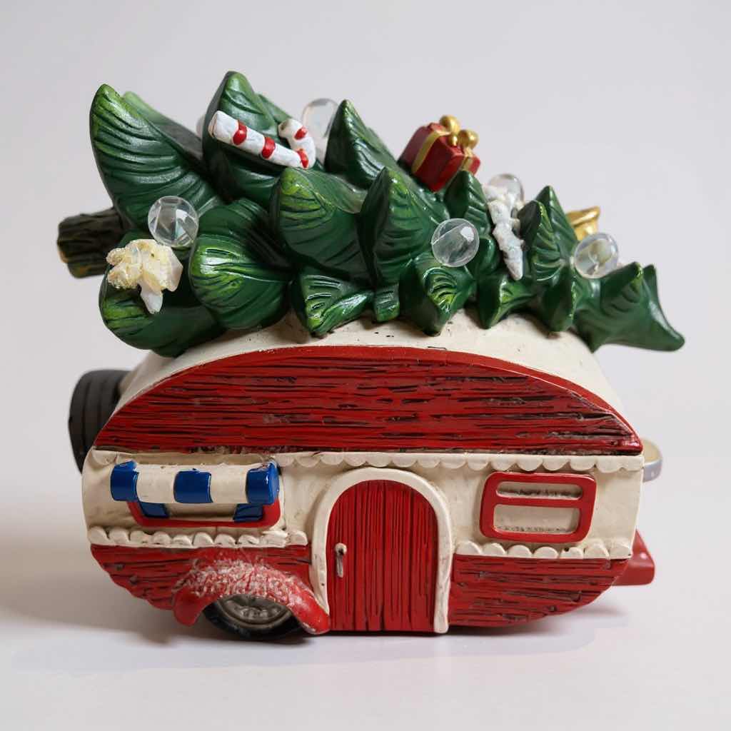 Photo 1 of LIGHTED CHRISTMAS VINTAGE STYLE CAMPER W SNOW COVERED CHRISTMAS TREE 10"