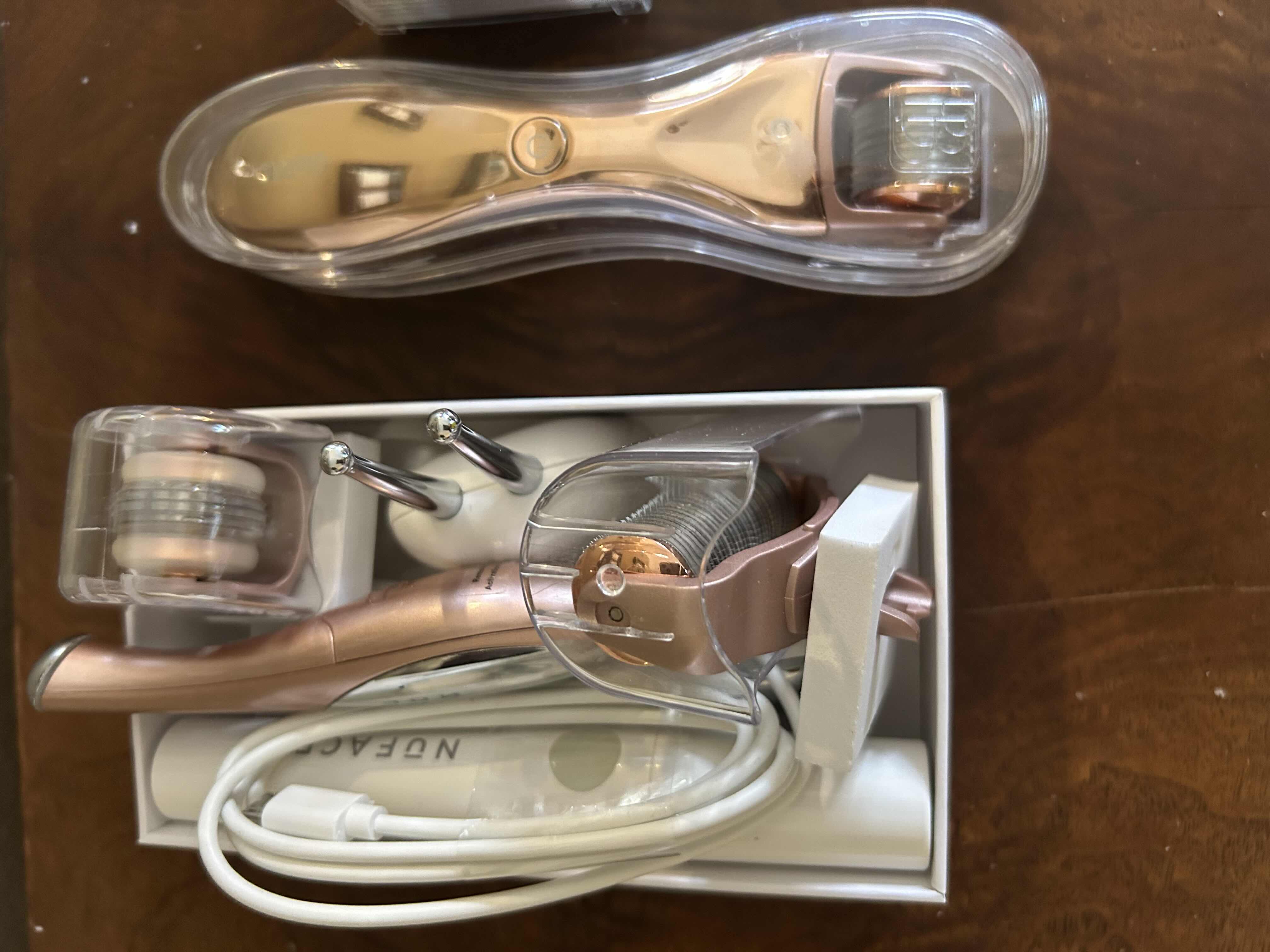 Photo 1 of BEAUTYBIO GLOPRO BODY MICROTIP
ATTACHMENTS