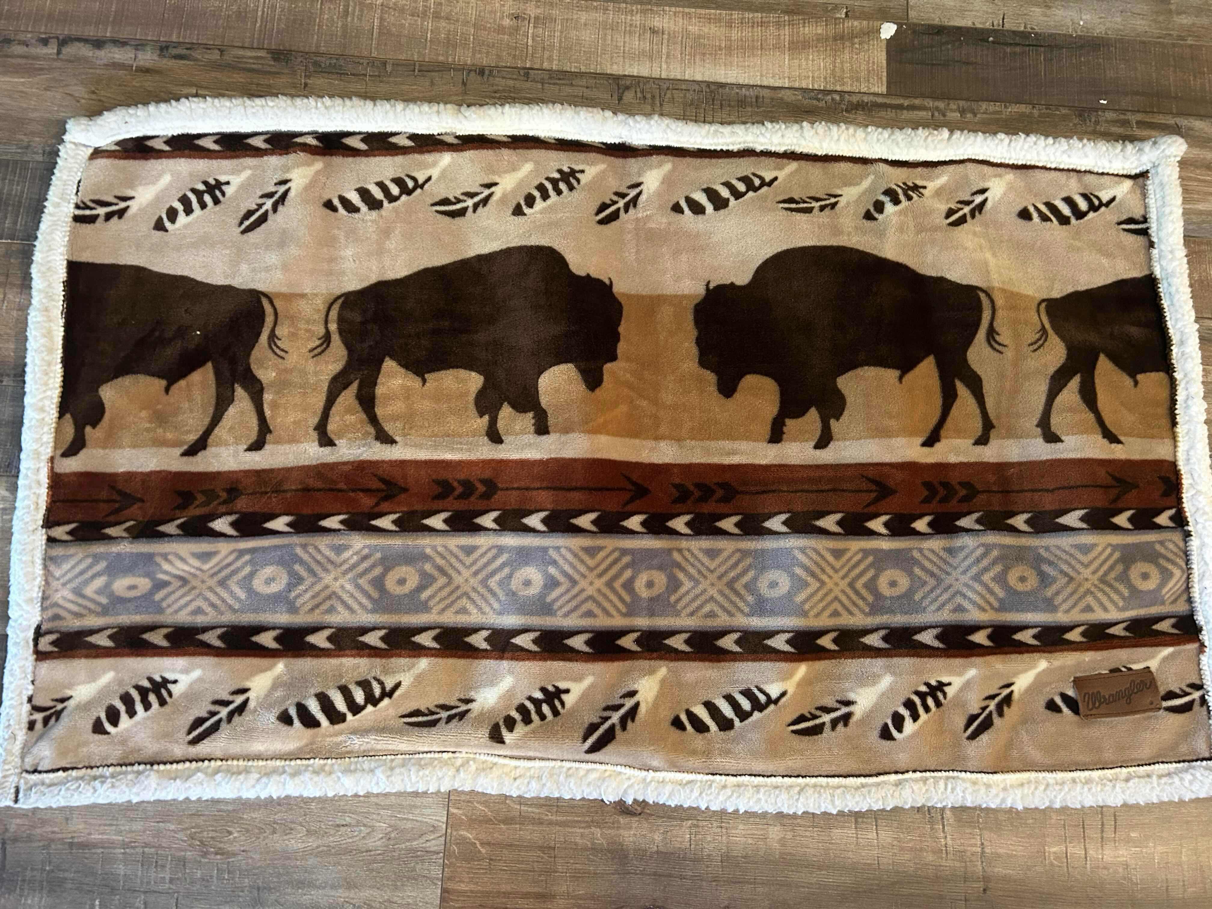 Photo 1 of 2-WRANGLER BUFFALO SOUTHWESTERN PLUSH KING PILLOW SHAMS & DECORATIVE PILLOW