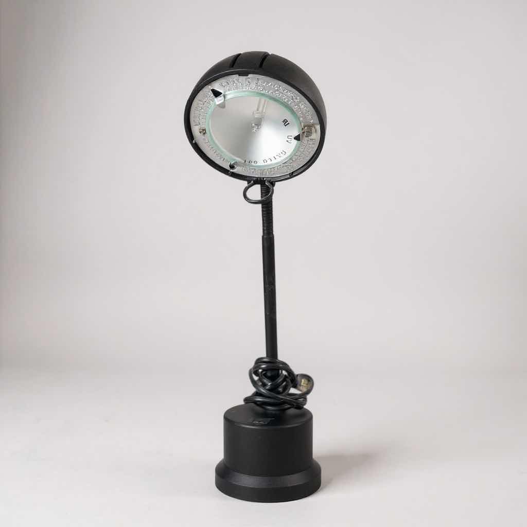 Photo 1 of QUILL PEN& DOME LIGHT