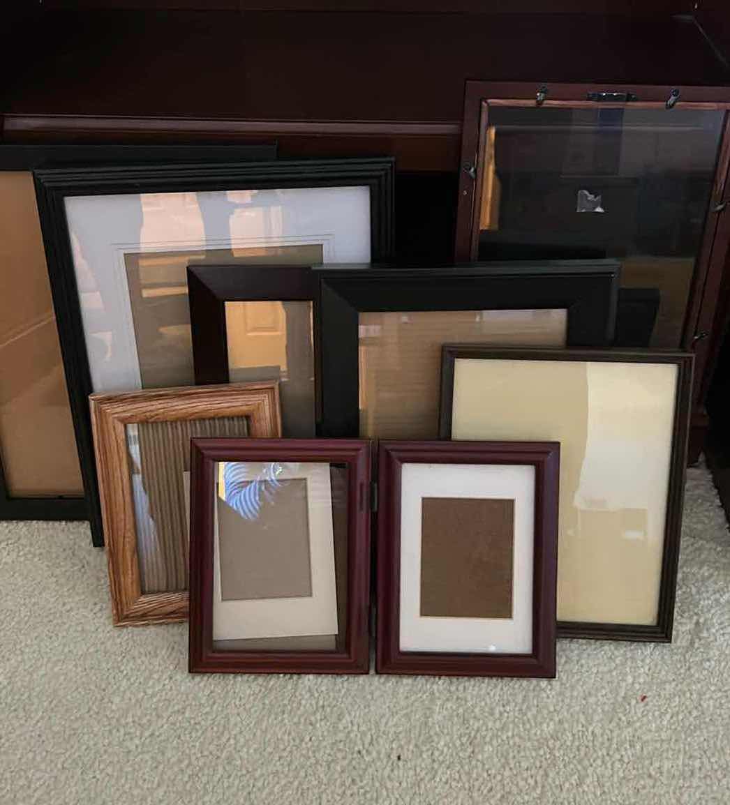 Photo 1 of 8 -FRAMES