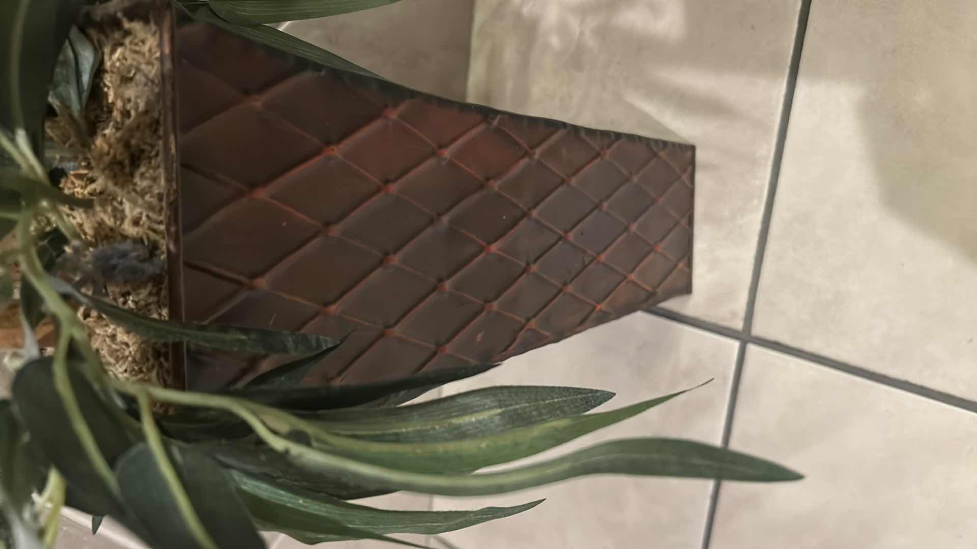 Photo 1 of ARTIFICIAL BANBOO TREE IN SWUARE RESI N POT 36"