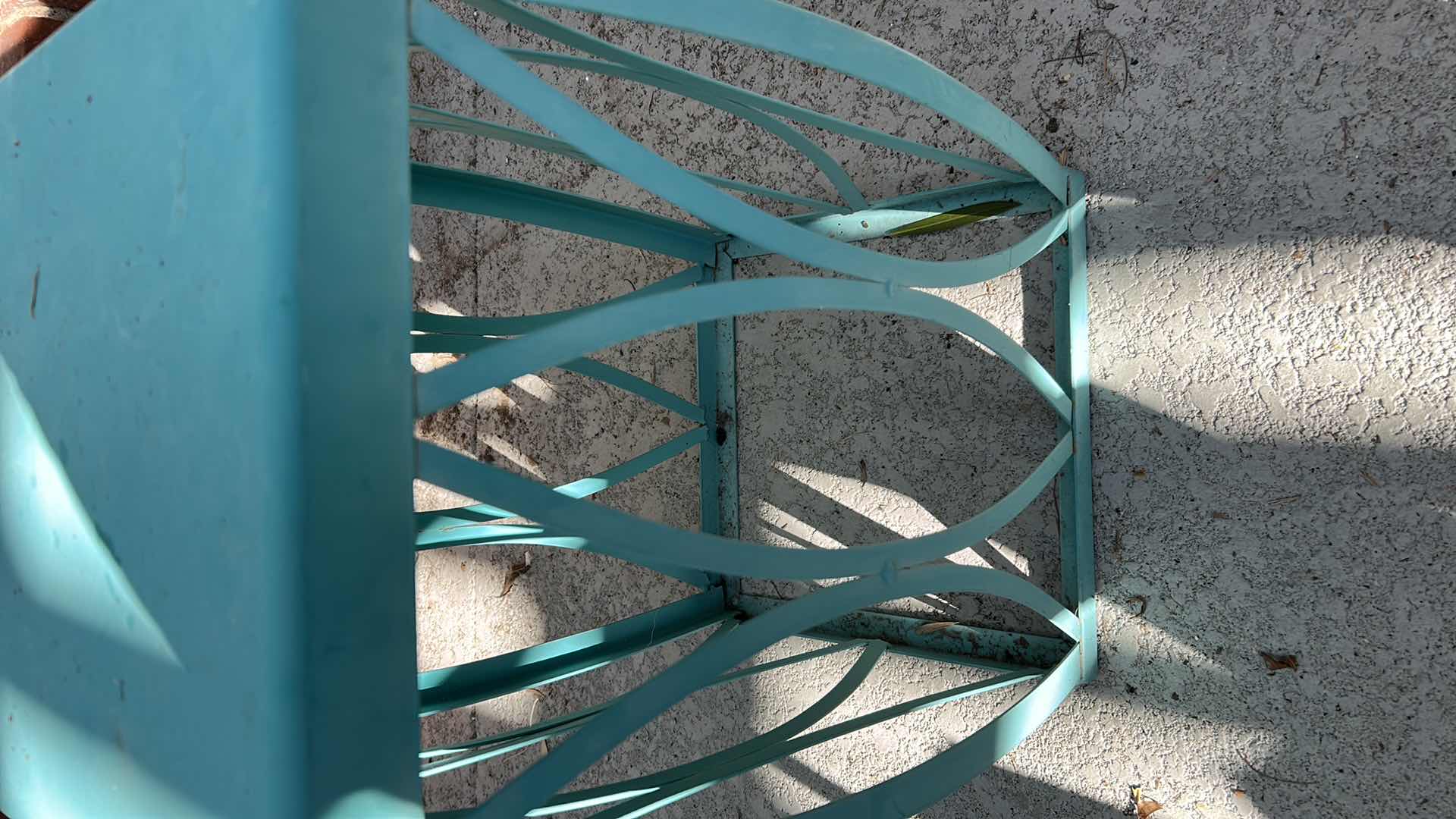 Photo 1 of TEAL OUTDOOR METAL STAND H 20"