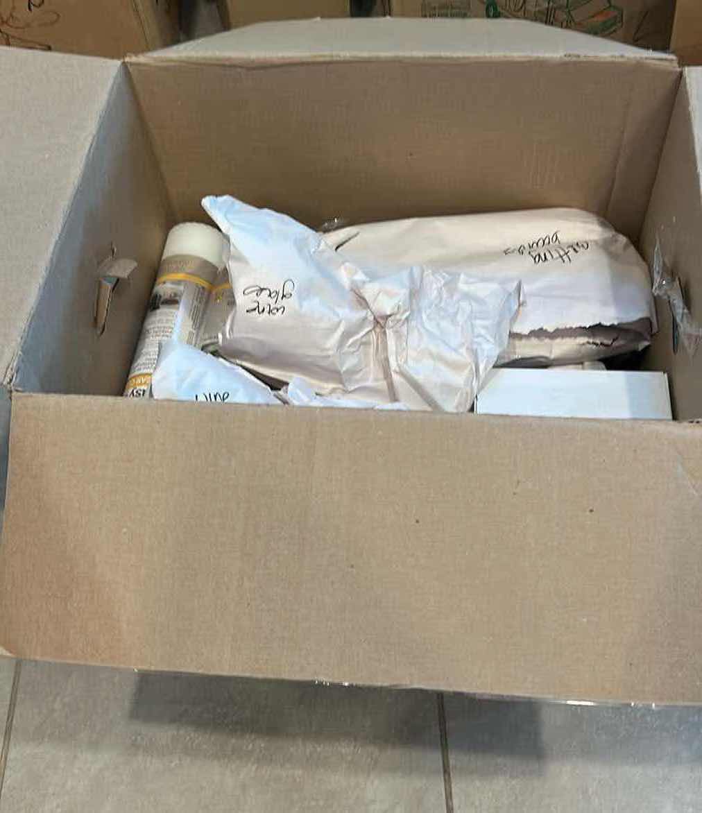 Photo 1 of CONTENTS OF BOX BAKING ITEMS