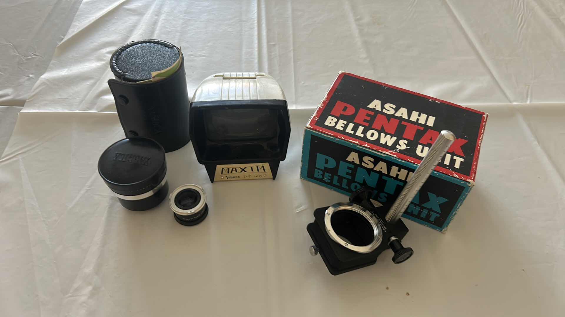 Photo 1 of ASAHI PENTAX BELLOWS UNIT AND MAXIM VIEWER