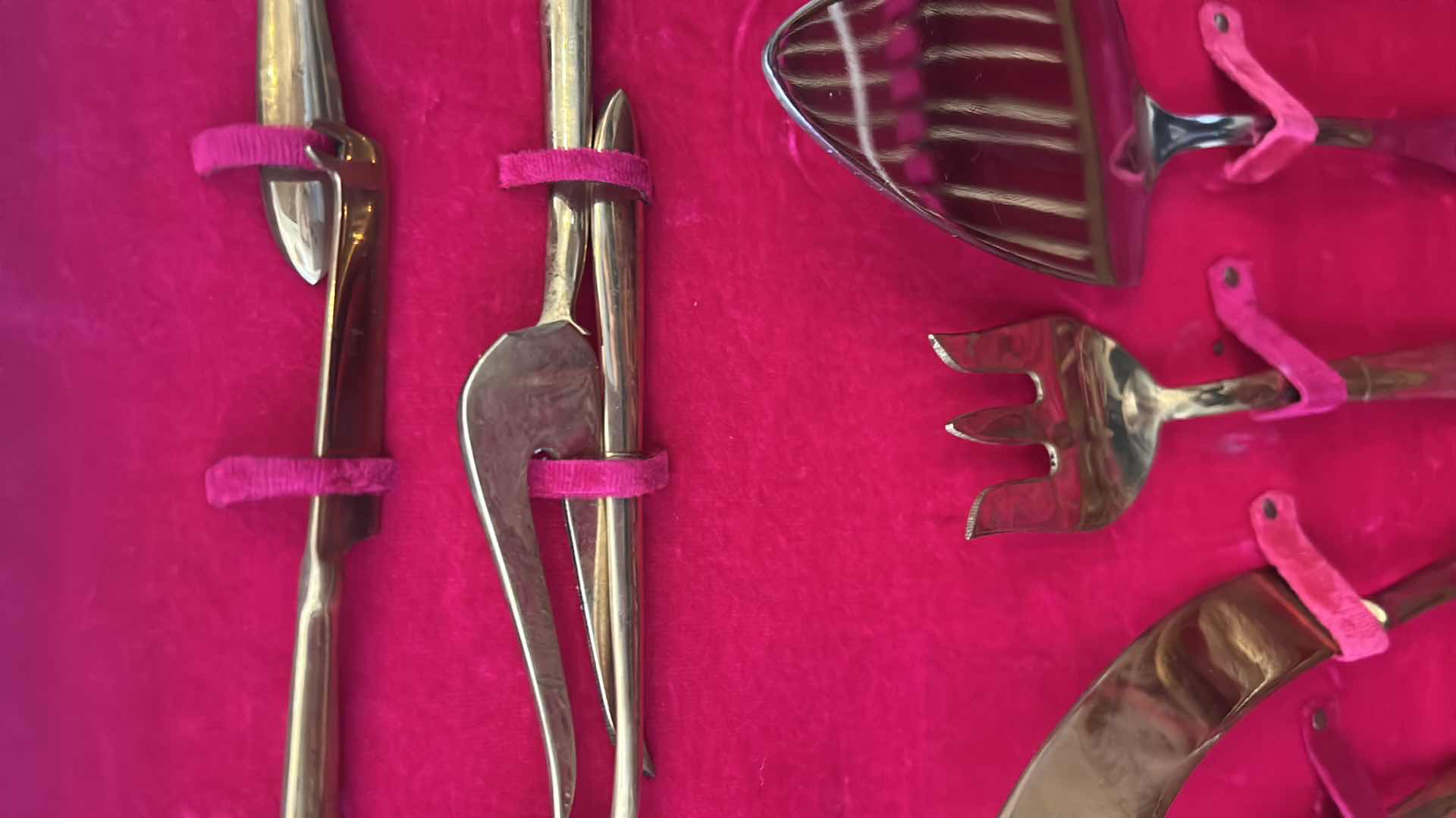 Photo 1 of VINTAGE THAI BRONZE FLATWARE SET BY PRINCESS JEWELRY BANGKOK IN ORIGINAL WOOD BOX