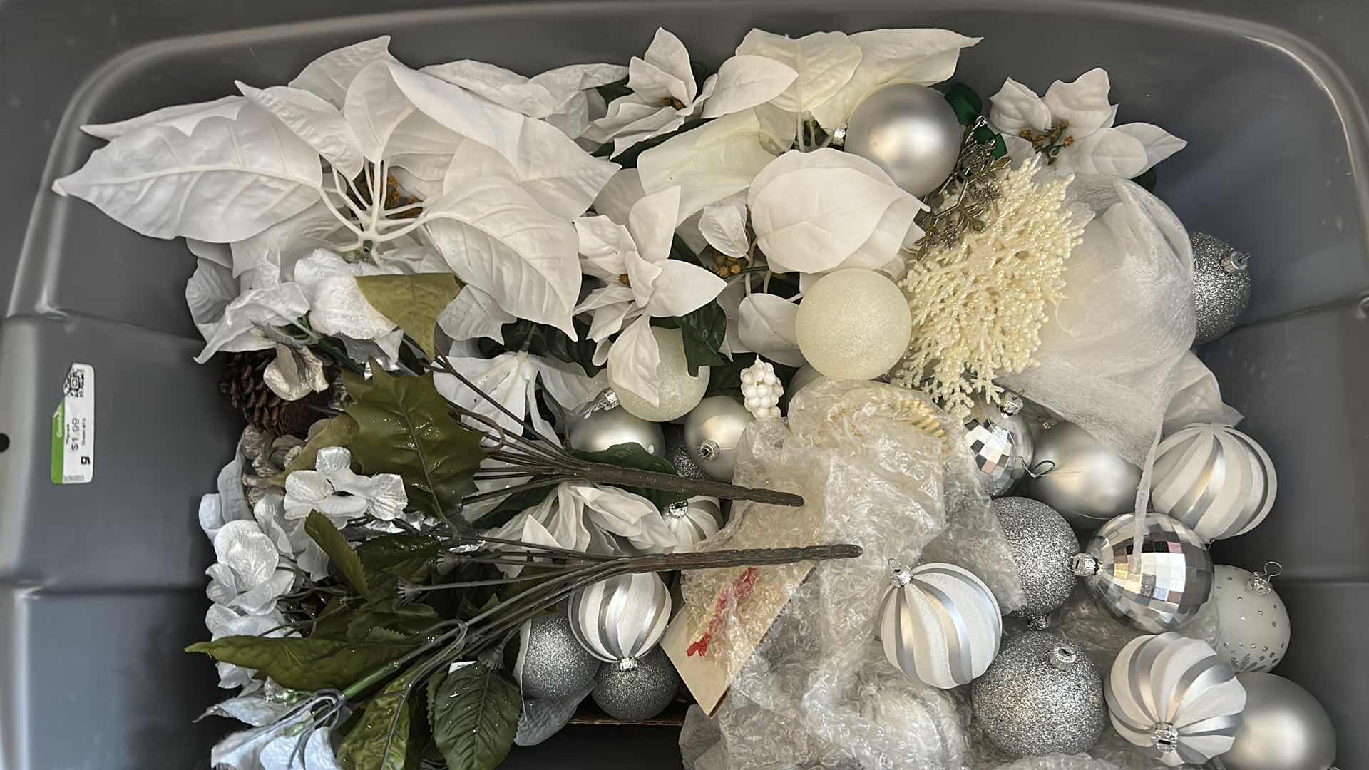 Photo 1 of CONTENTS OF TOTE CHRISTMAS