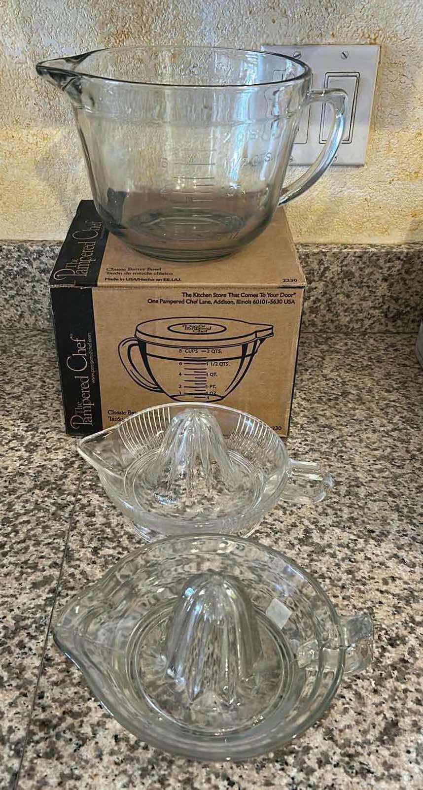 Photo 1 of PAMPERED CHEF BATTER BOWL IN BOX ANCHOR 8 CUP BATTER BOWL2 GLASS JUICER