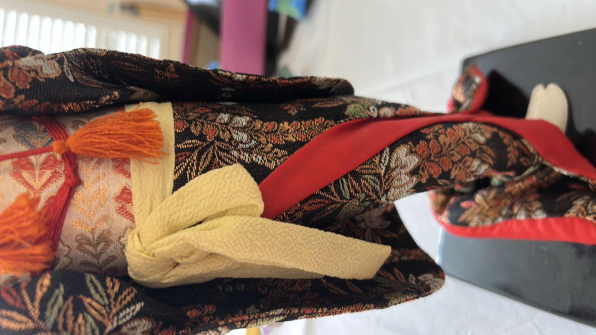 Photo 1 of COLLECTABLE JAPANESE GEISHA DOLL H 15"