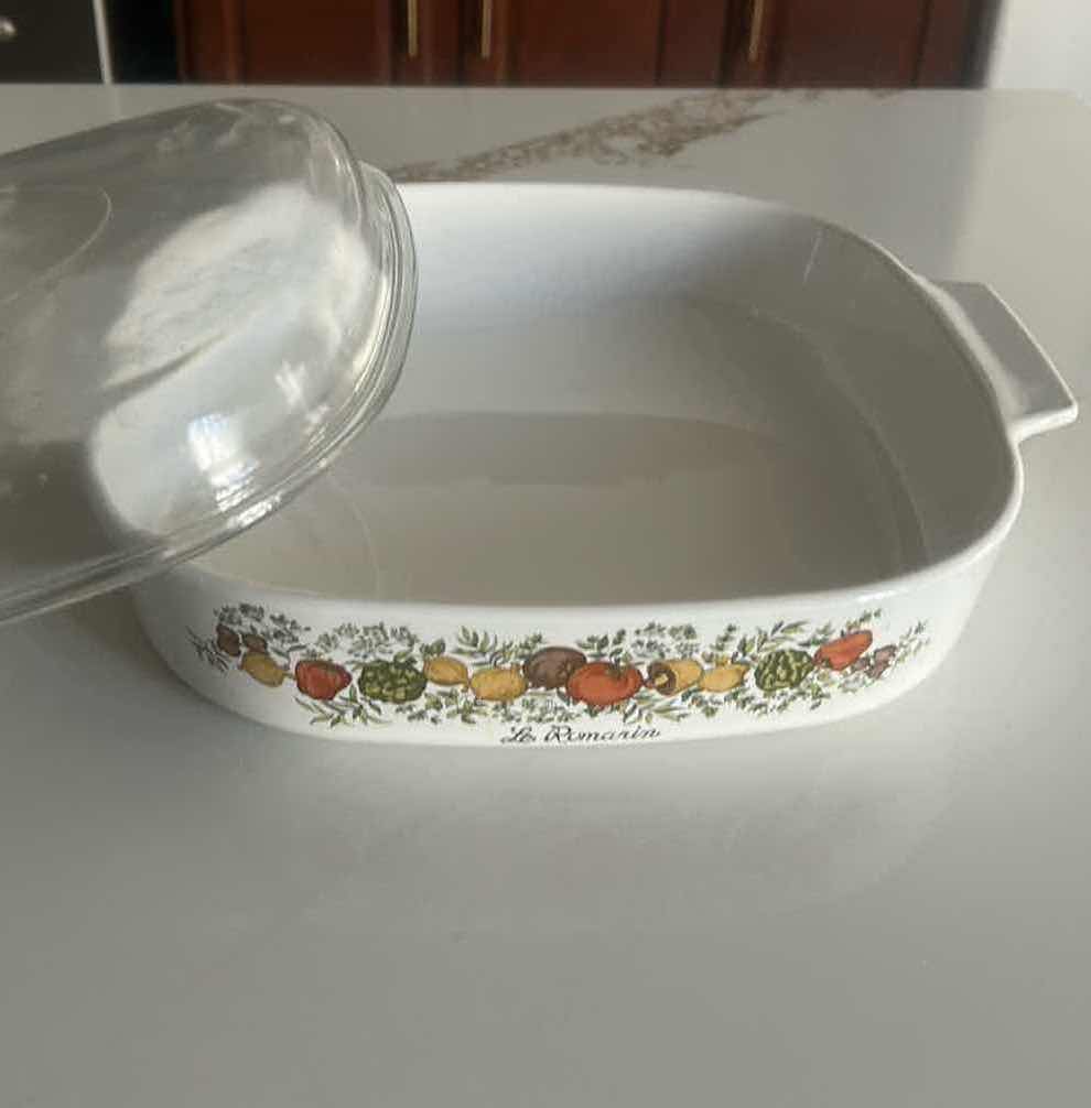 Photo 1 of VINTAGE CORNINGWARE 10" CASSEROLE DISH " SPICE OF LIFE" SPECIFICALLY LE ROMARIN W LID