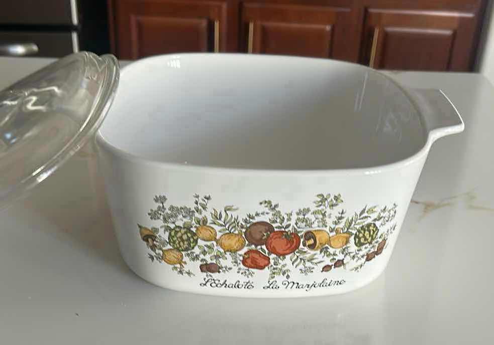 Photo 1 of VINTAGE CORNINGWARE 3 QT CASSEROLE DISH "SPICE OF LIFE" SPECIFICALLY LECHALOTE LA MARJOLAIN