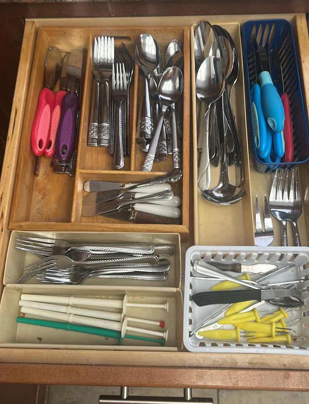 Photo 1 of CONTENTS OF DRAWER SILVERWARE BAG OF SILVERWARE