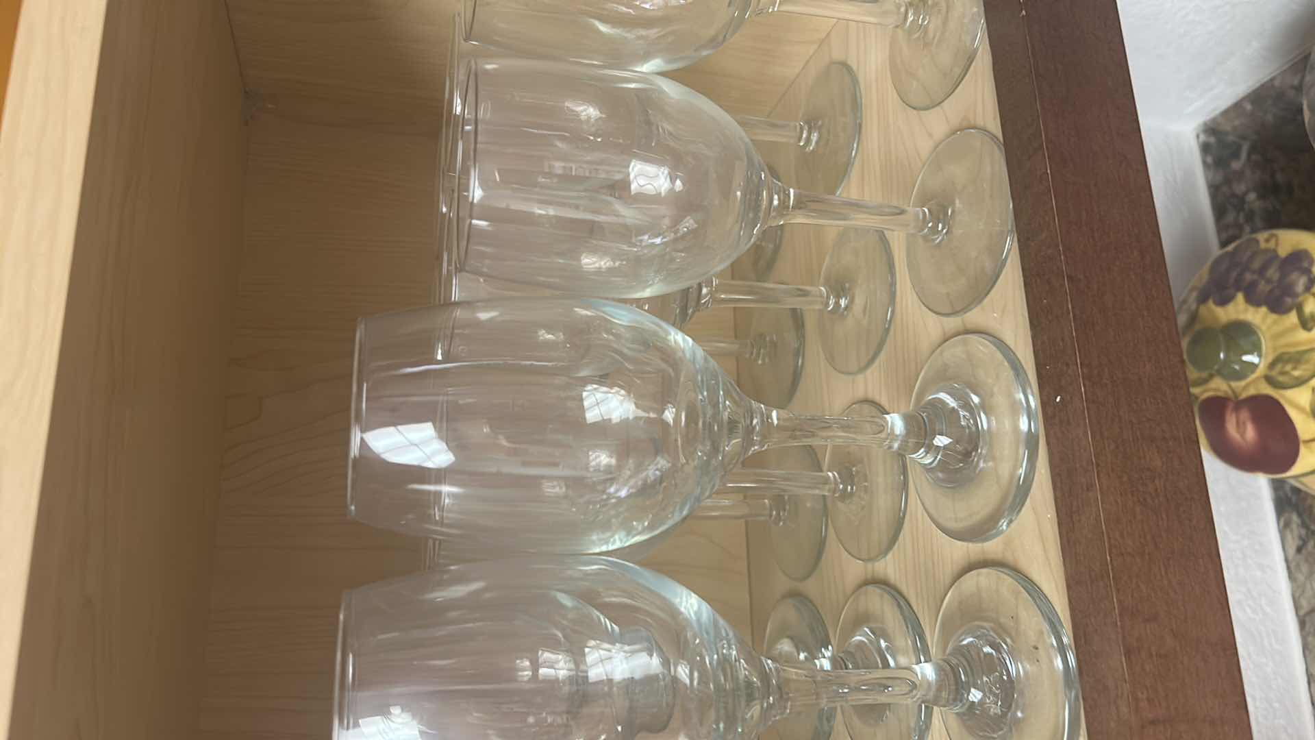 Photo 1 of CONTENTS OF SHELF GLASSWARE