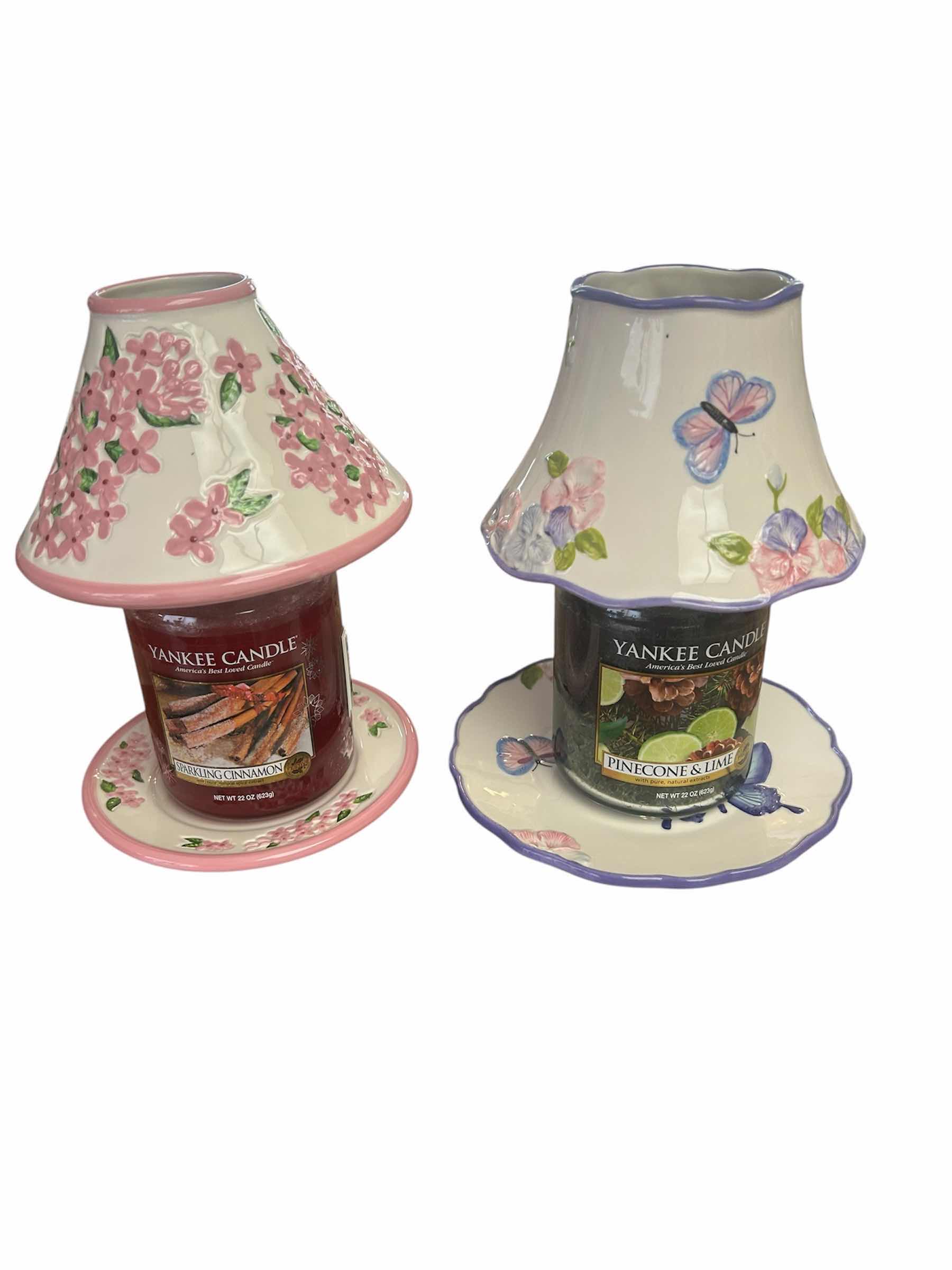 Photo 1 of 2- VINTAGE CERAMIC SHADE YANKEE CANDLE HOLDER