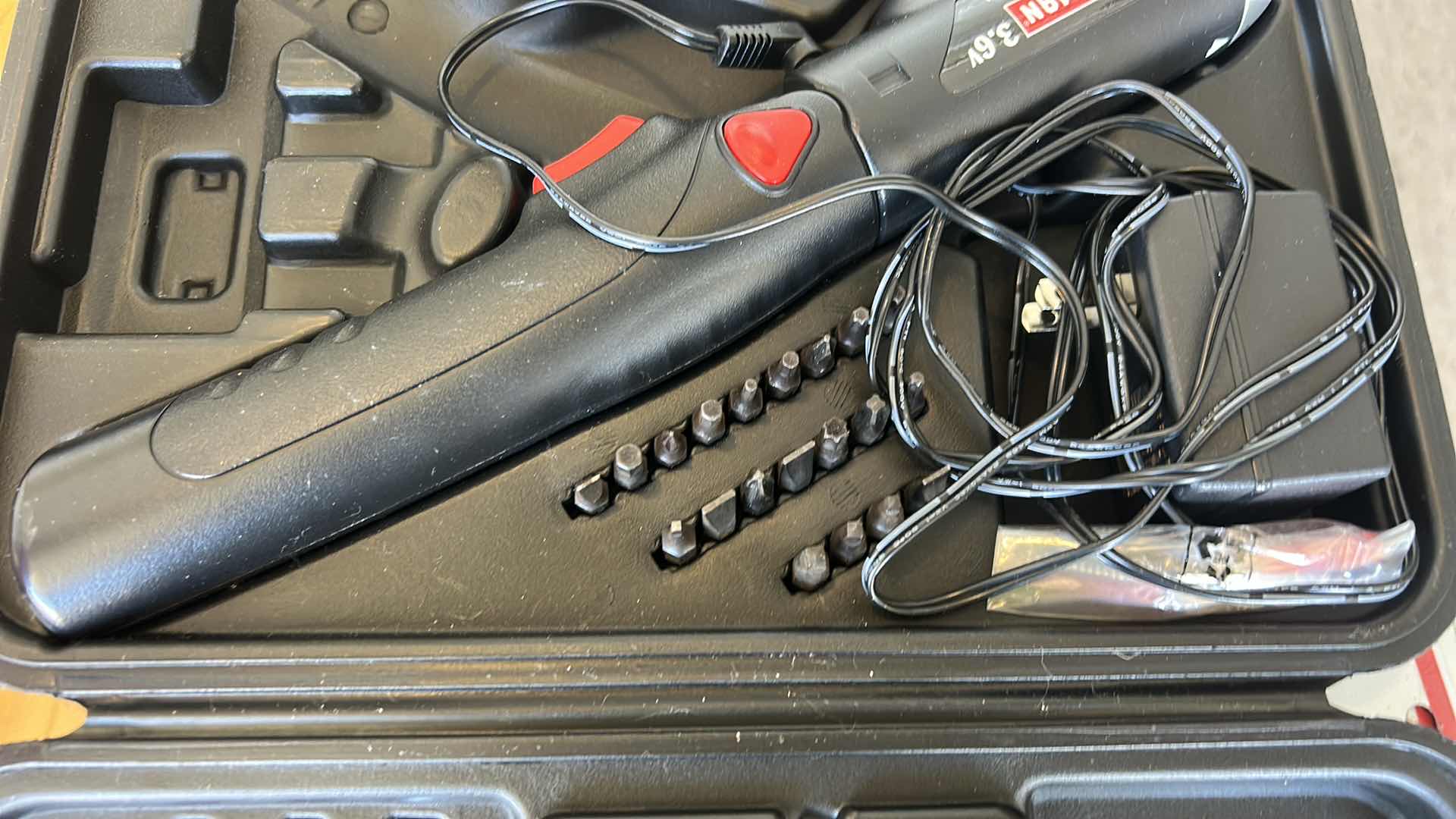 Photo 1 of CRAFTSMAN 3.6v CORDLESS