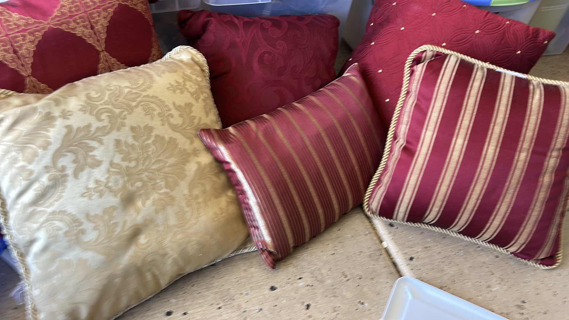 Photo 1 of 6 RED AND GOLD TOSS PILLOWS