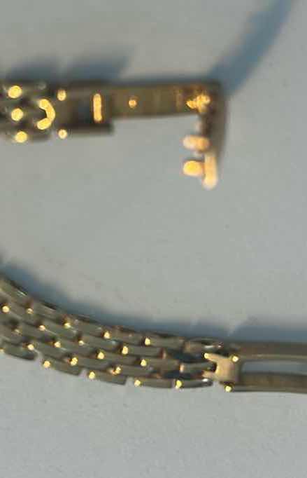 Photo 1 of VINTAGE STYLE ITALIAN GENEVE LADIES WRIST WATCH STAMPED 14K (585)