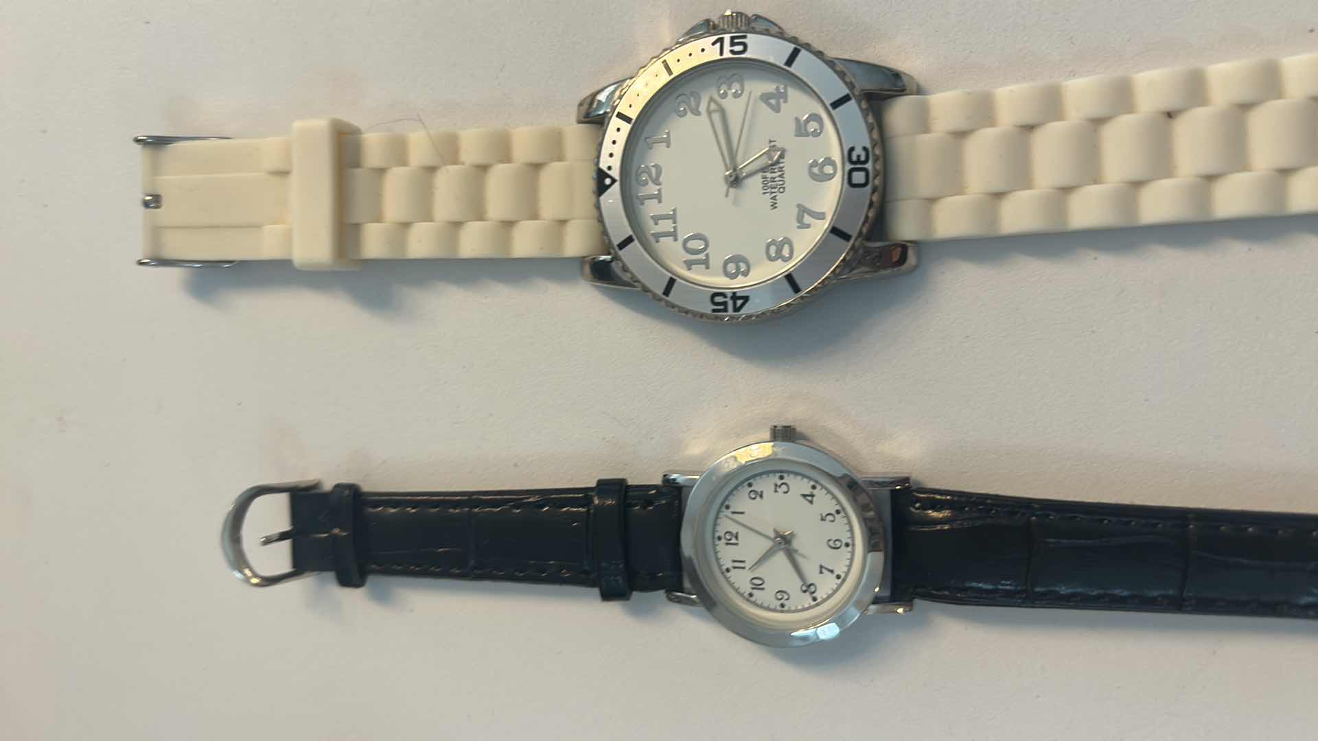 Photo 1 of 2 FASHION LADIES WATCHES