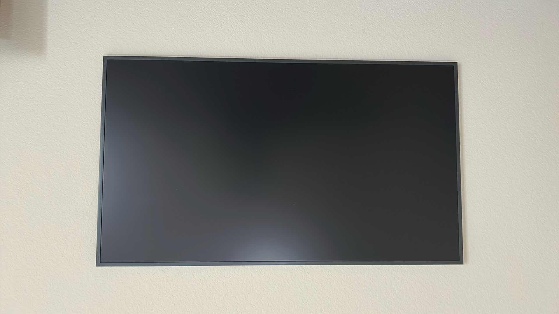 Photo 1 of 50" SAMSUNG TV/MONITOR W. REMOTE & WALL MOUNT