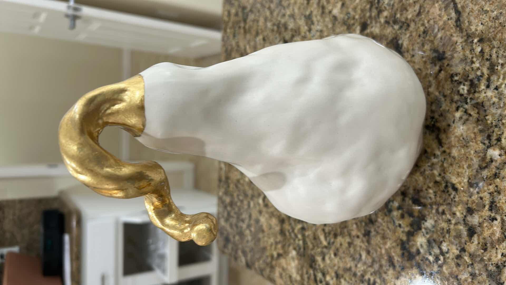 Photo 1 of 3 DECORATIVE SCULPTURES BY STUDO B MAGENTA WHITE H 10" 8" 5"