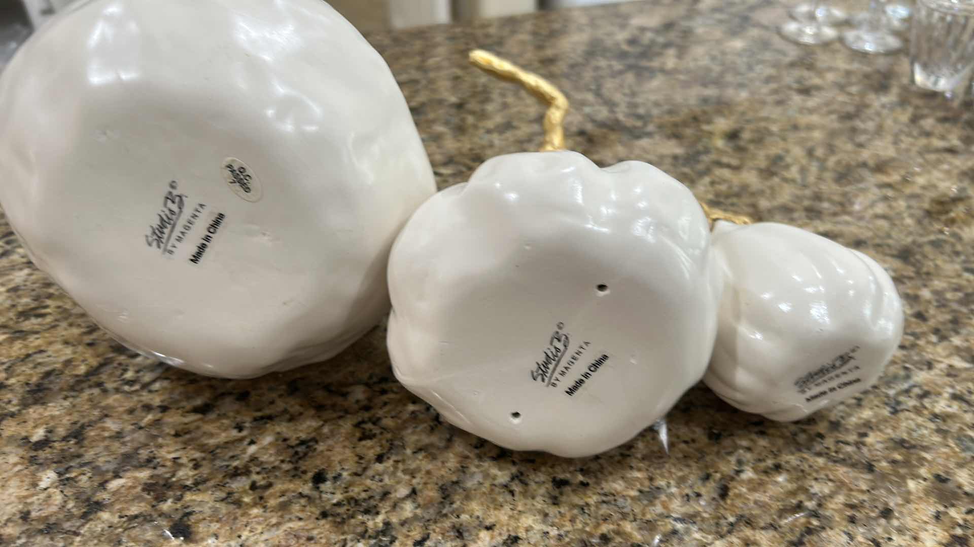 Photo 1 of 3 DECORATIVE SCULPTURES BY STUDO B MAGENTA WHITE H 10" 8" 5"