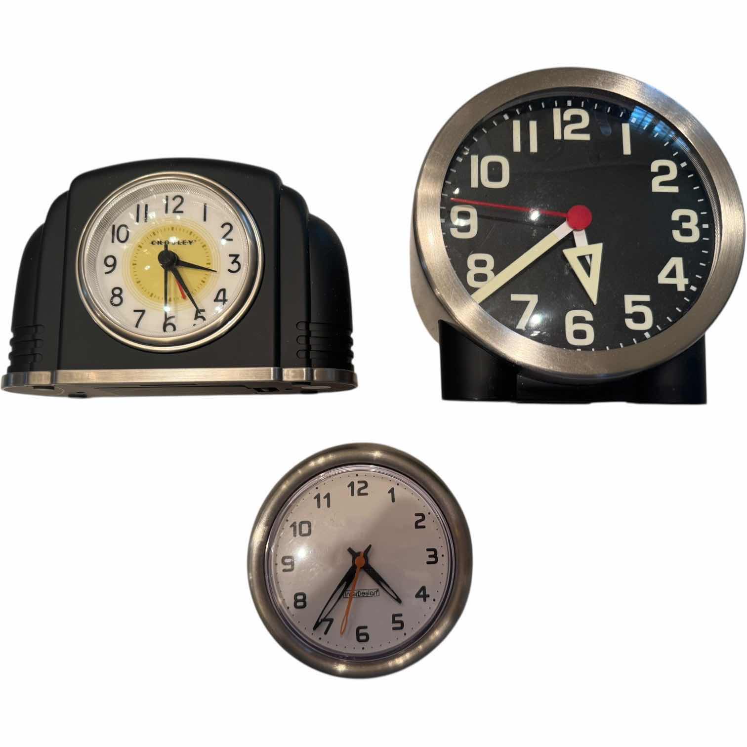 Photo 1 of CROSLEY ANALOG CLOCK INTERDESIN BLACK/METAL H6.5”