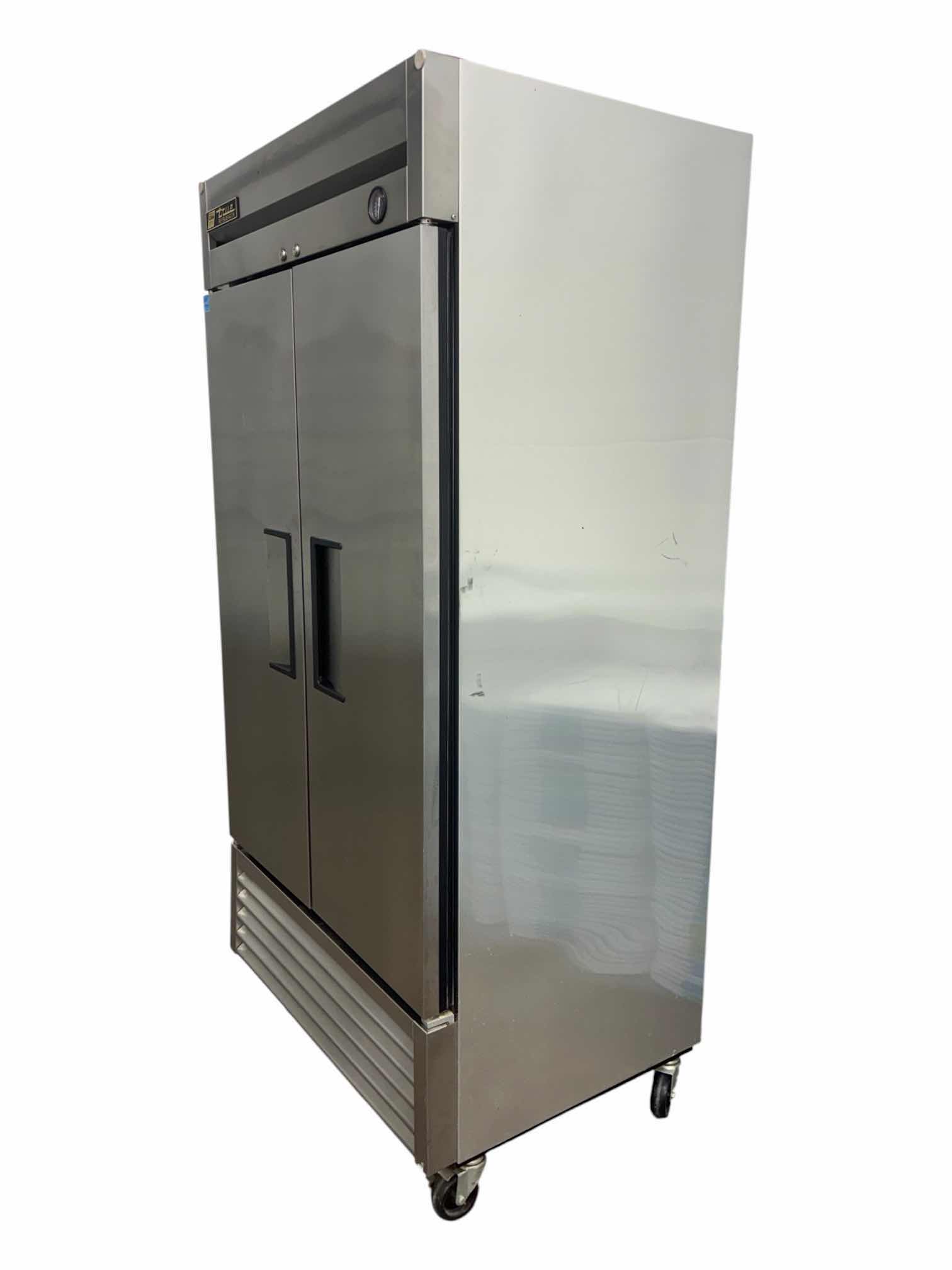 Photo 1 of TRUE STAINLESS STEEL TWO SECTION REACH-IN COMMERCIAL REFRIGERATOR T-35