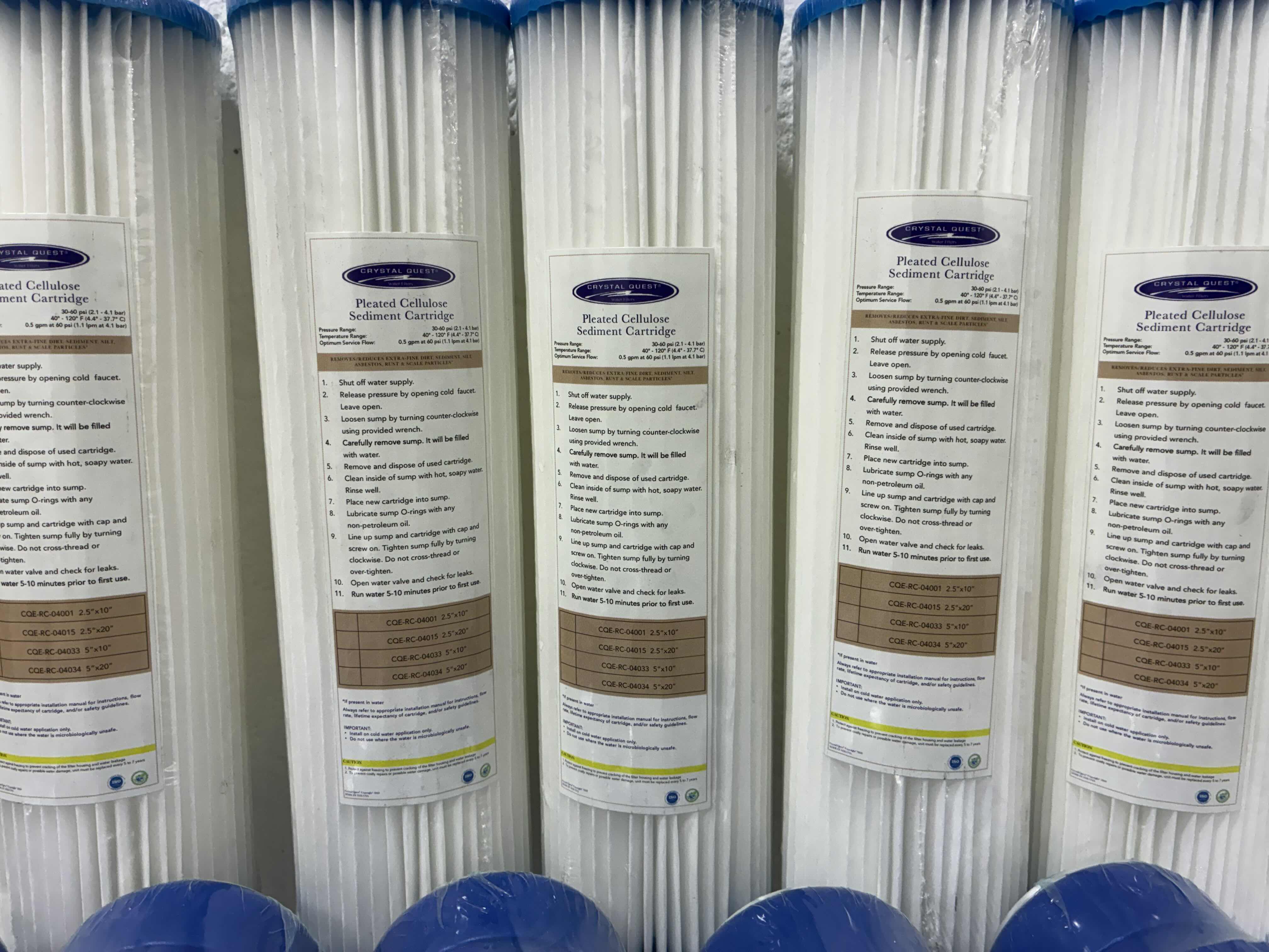 Photo 1 of NEW CRYSTAL GUEST PLEATED CELLULOSE SEDIMENT CARTRIDGE WATER FILTERS (5) & CRYSTAL GUEST ULTIMATE FILTER CARTRIDGE WATER FILTER W GENERIC WATER FILTERS (5)