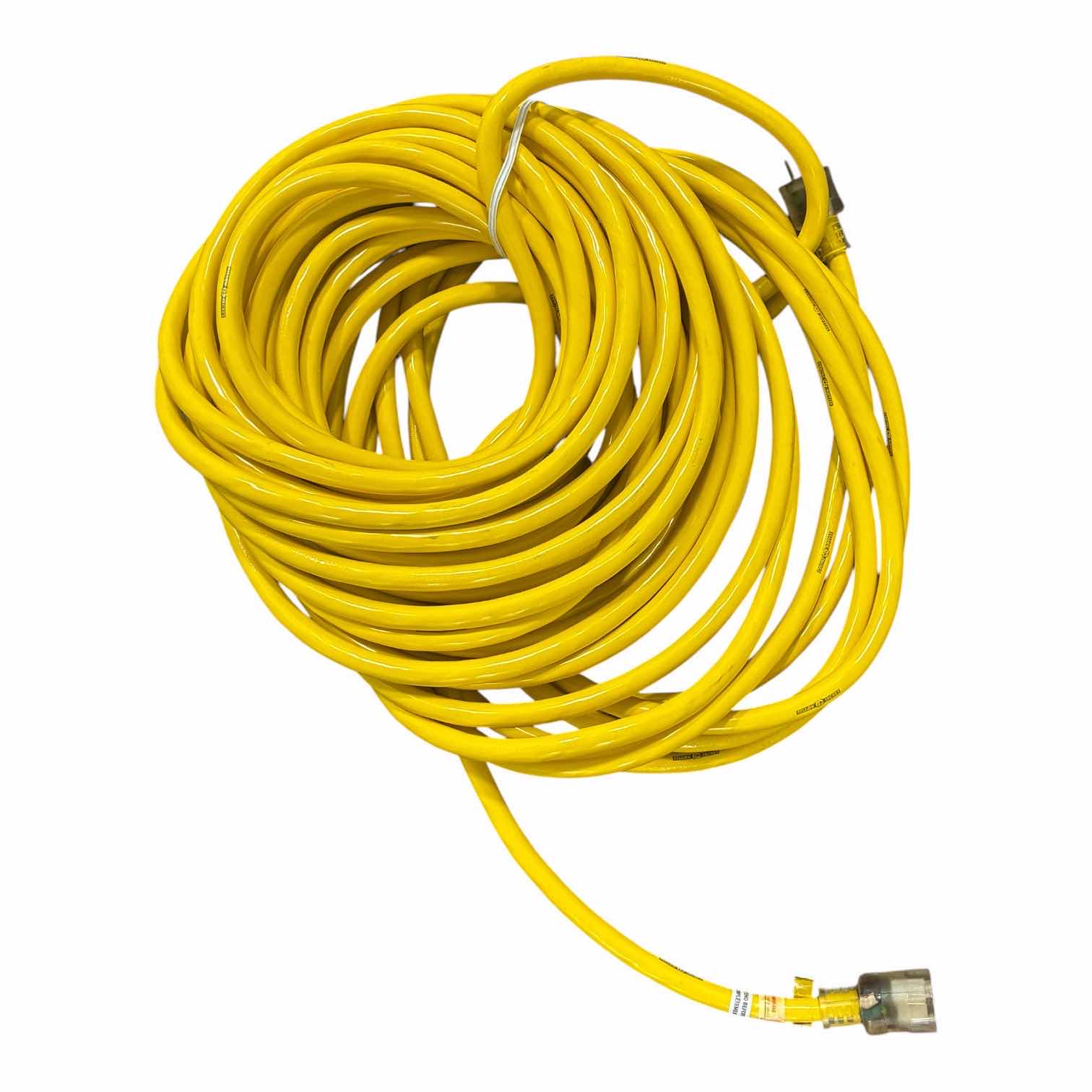 Photo 1 of YELLOW JACKET 100’ 10AWG WATER RESISTANT EXTENSION CORD