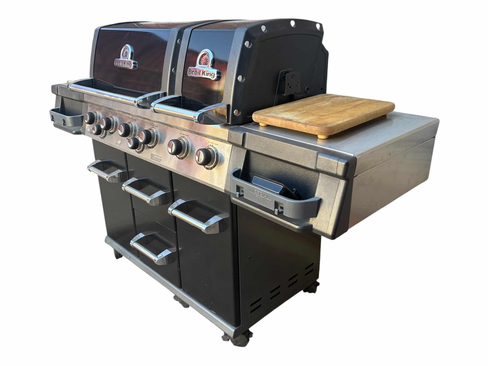 Photo 1 of BROIL KING IMPERIAL NATURAL GAS CONVERTED BBQ GRILL 9577-87