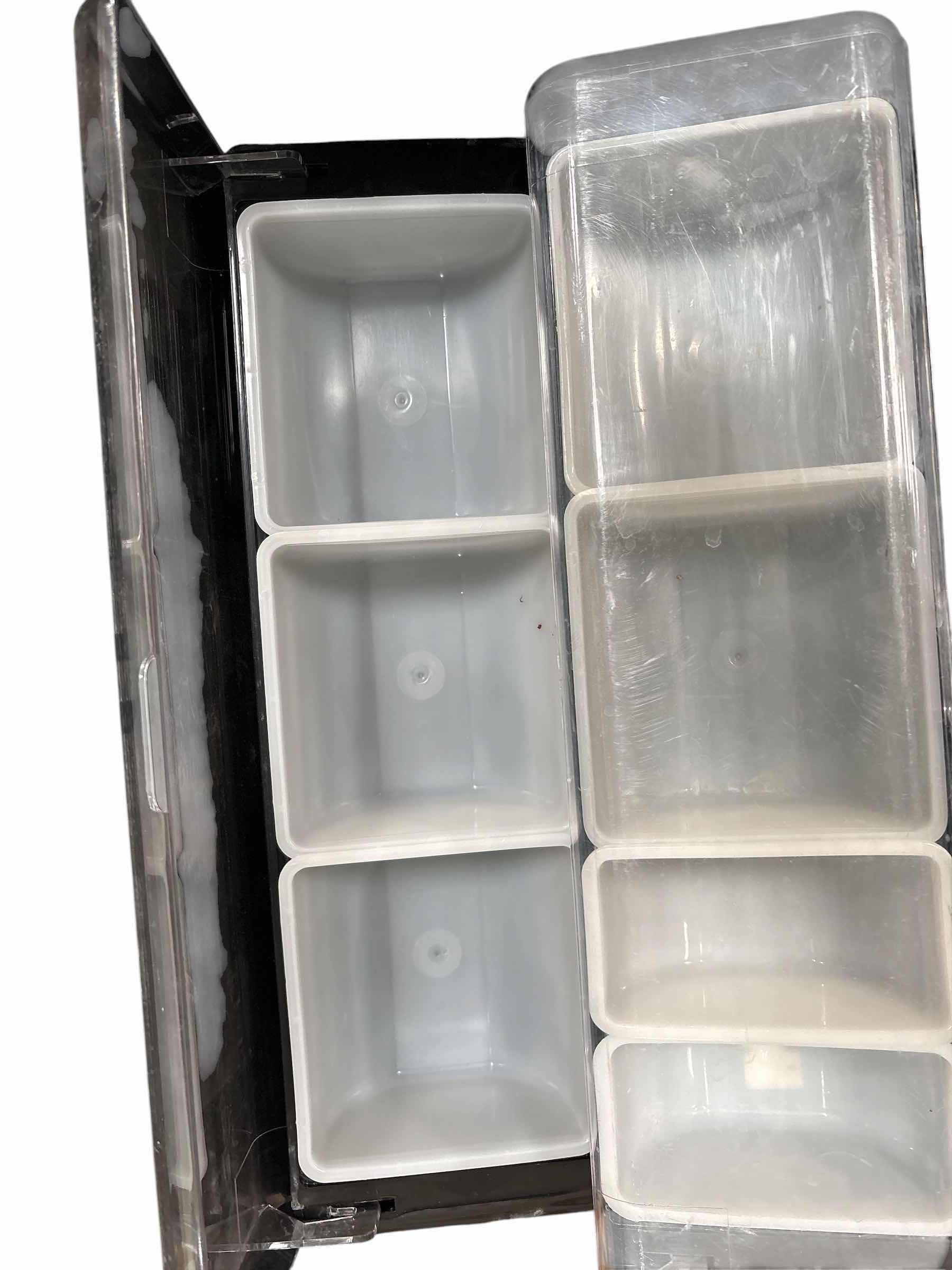 Photo 1 of CONTAINER OF BAR CONDIMENT HOLDERS