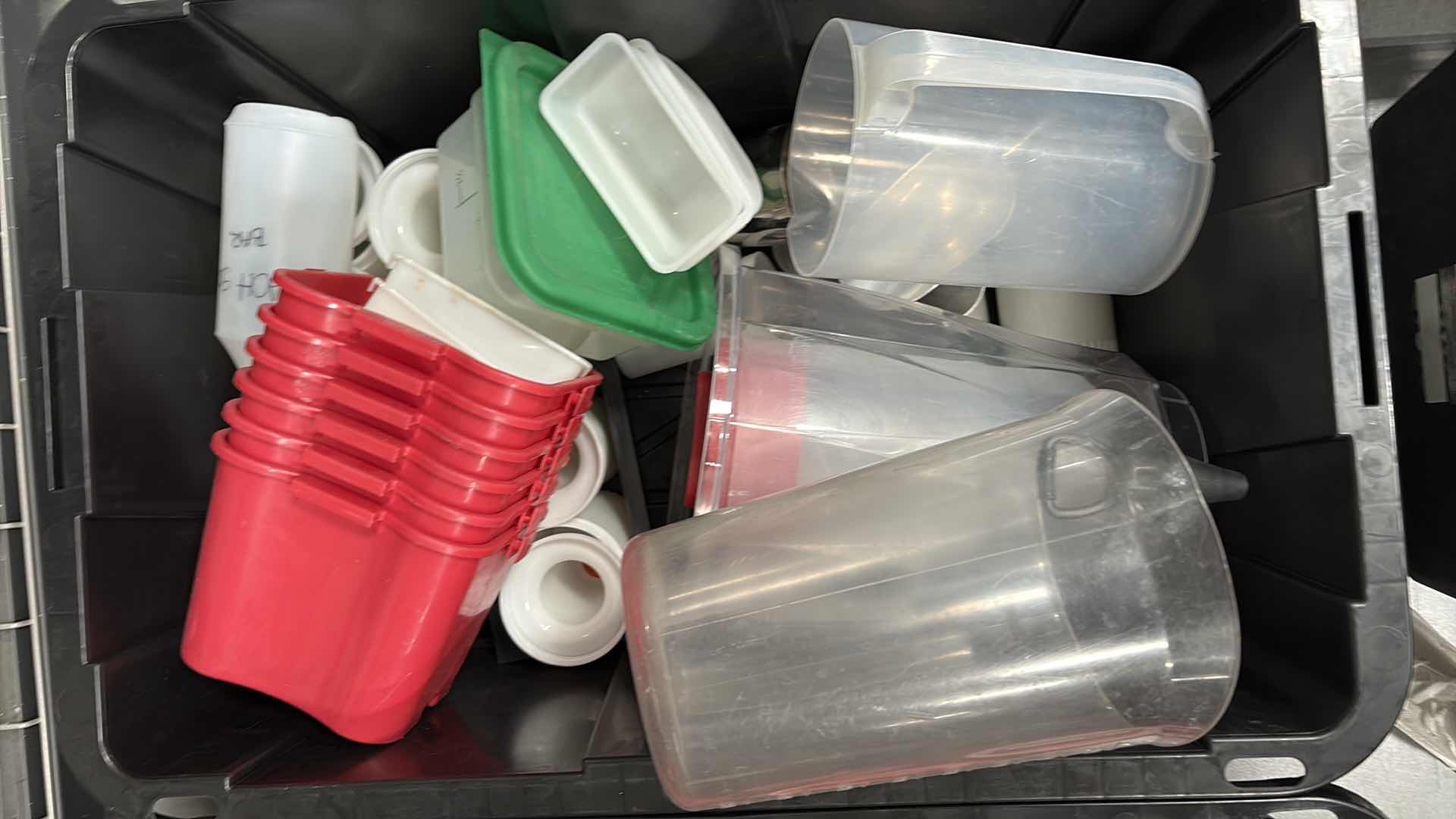 Photo 1 of CONTAINERS OF PLASTICWARE KITCHEN ITEMS
