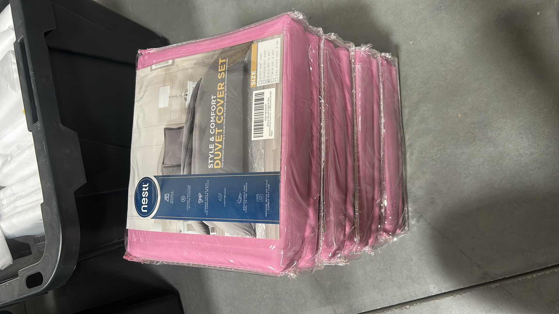 Photo 1 of 4 NEW NESTL STYLE AND COMFORT DUVET COVER SET FULL