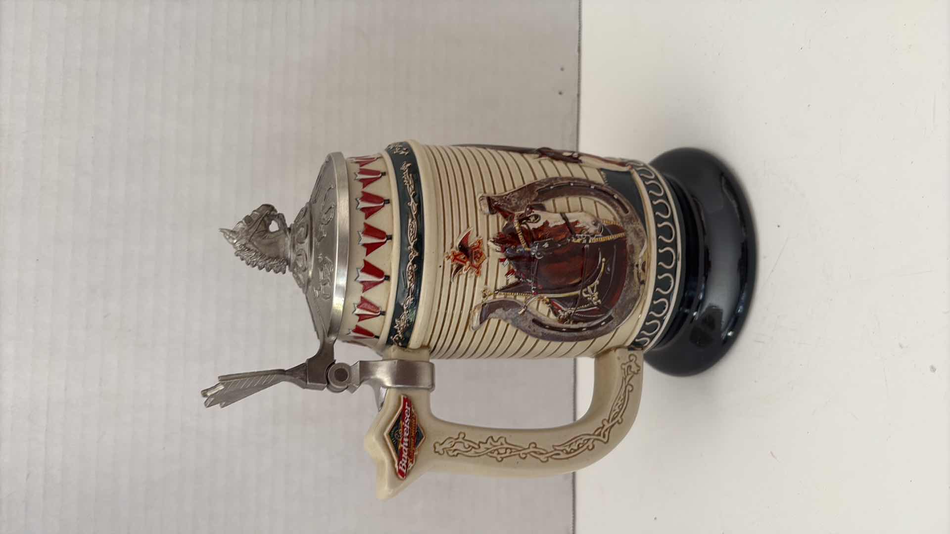 Photo 1 of 2000 ANHEUSER BUSCH COLLECTORS CLUB STEIN “BORN TO GREATNESS” COA