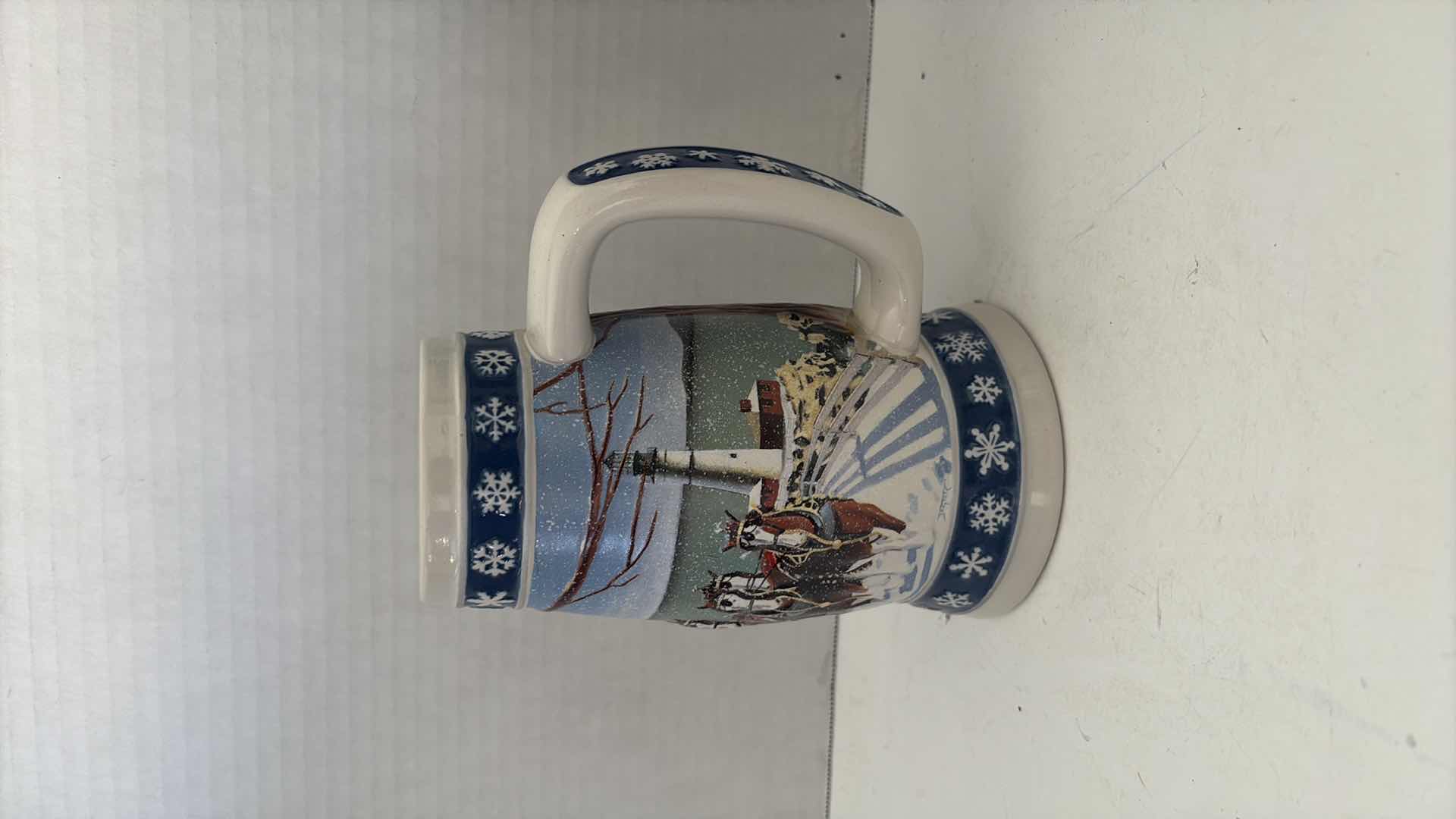 Photo 1 of 1995 BUDWEISER HOLIDAY STEIN “LIGHTING THE WAY HOME “