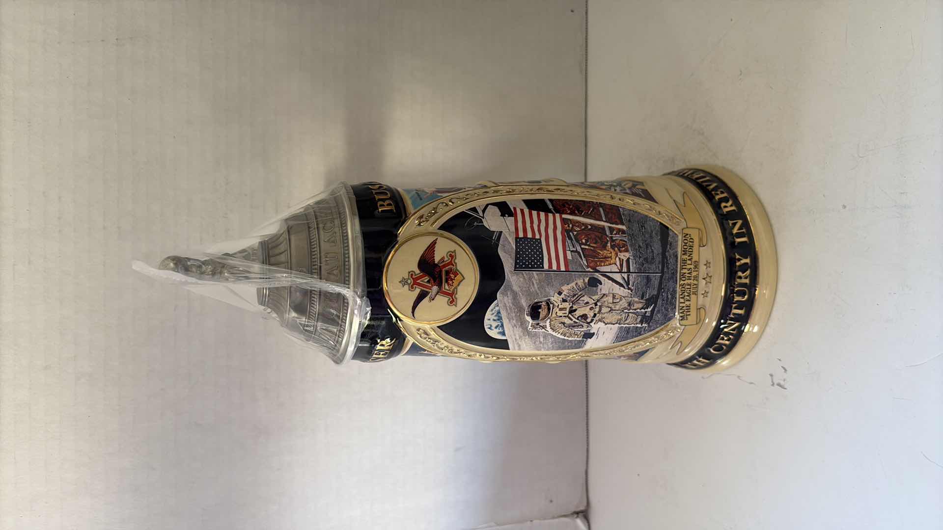 Photo 1 of ANHEUSER BUSCH 1960-1979 STEIN