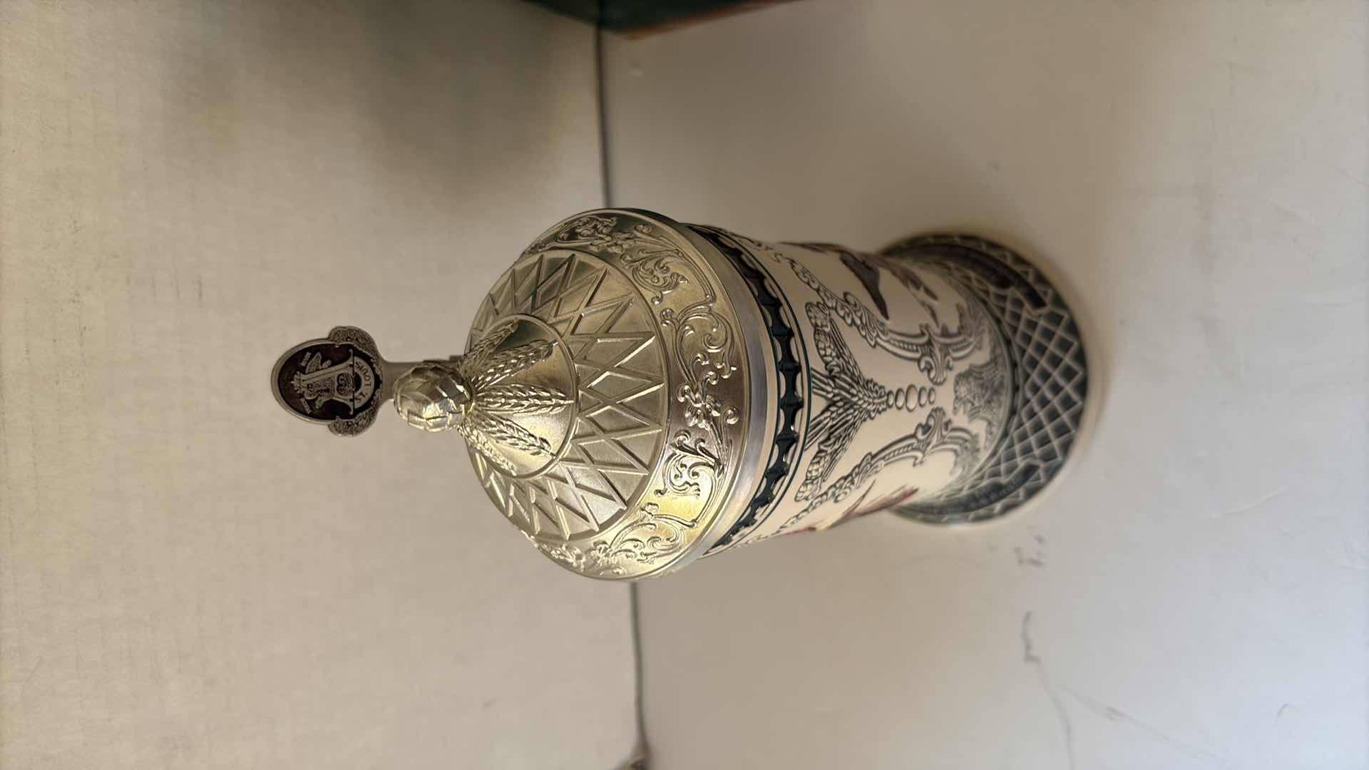 Photo 1 of 2003 ANHEUSER BUSCH COLLECTORS CLUB STEIN “1890 & 1895-1898” COA